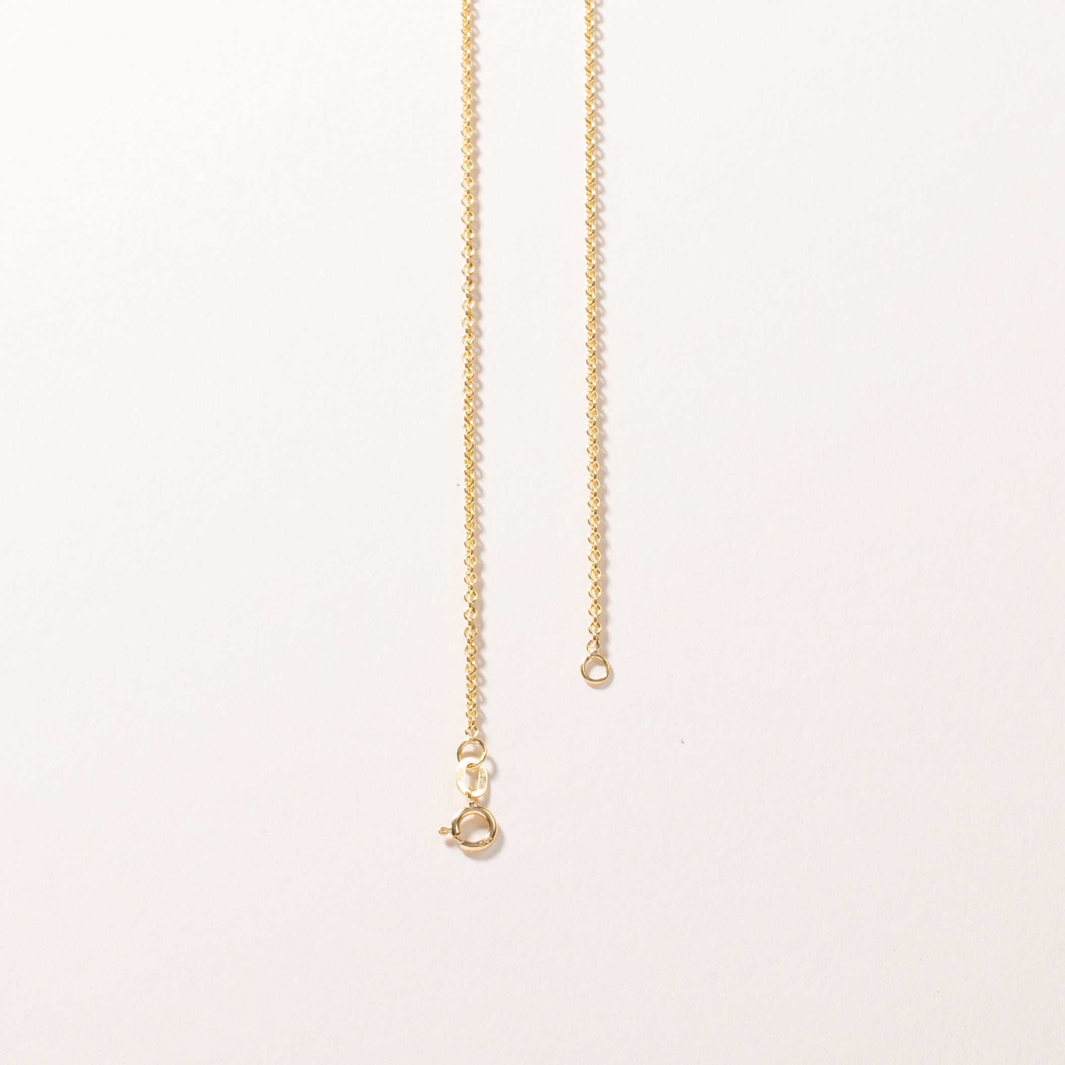 18k Yellow Gold Jade and Diamond Necklace | 12x8.7x8.7mm, 0.22ctw | 18"