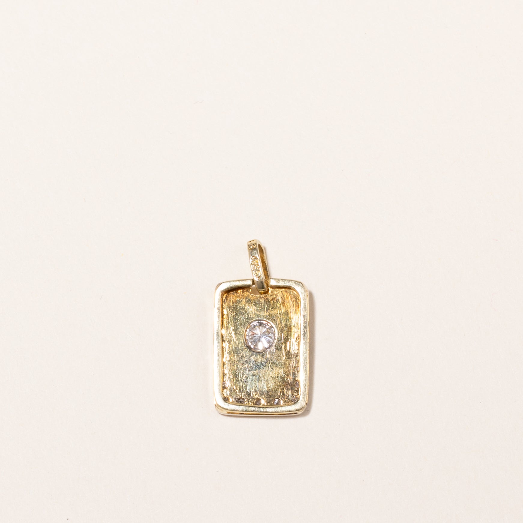 14k Yellow Gold Diamond Pendant | 0.42ctw | 2.2x1.8cm