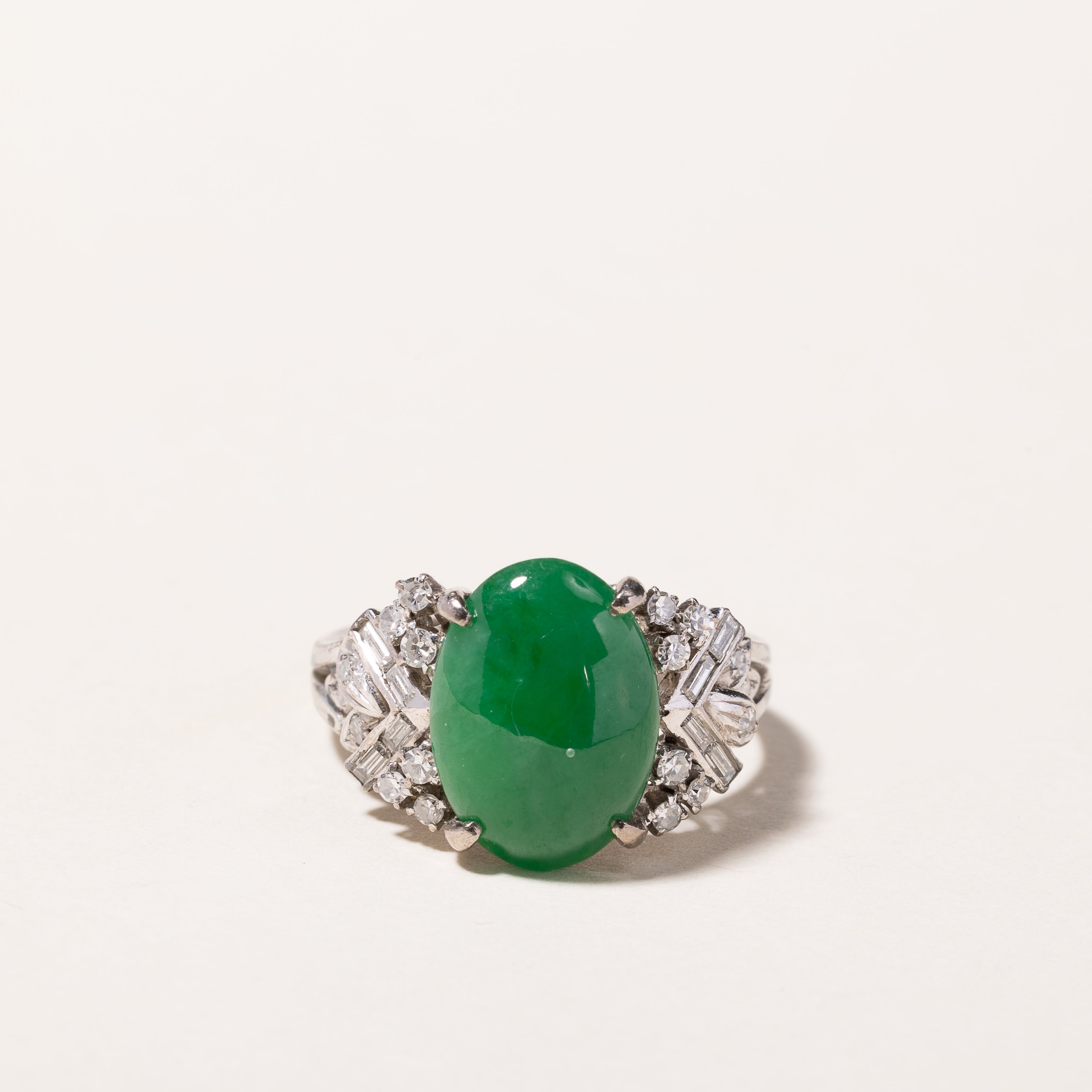 18k White Gold Jade and Diamond Ring | 13.50x10.10x3.20mm, 0.50ctw | SZ 7.25