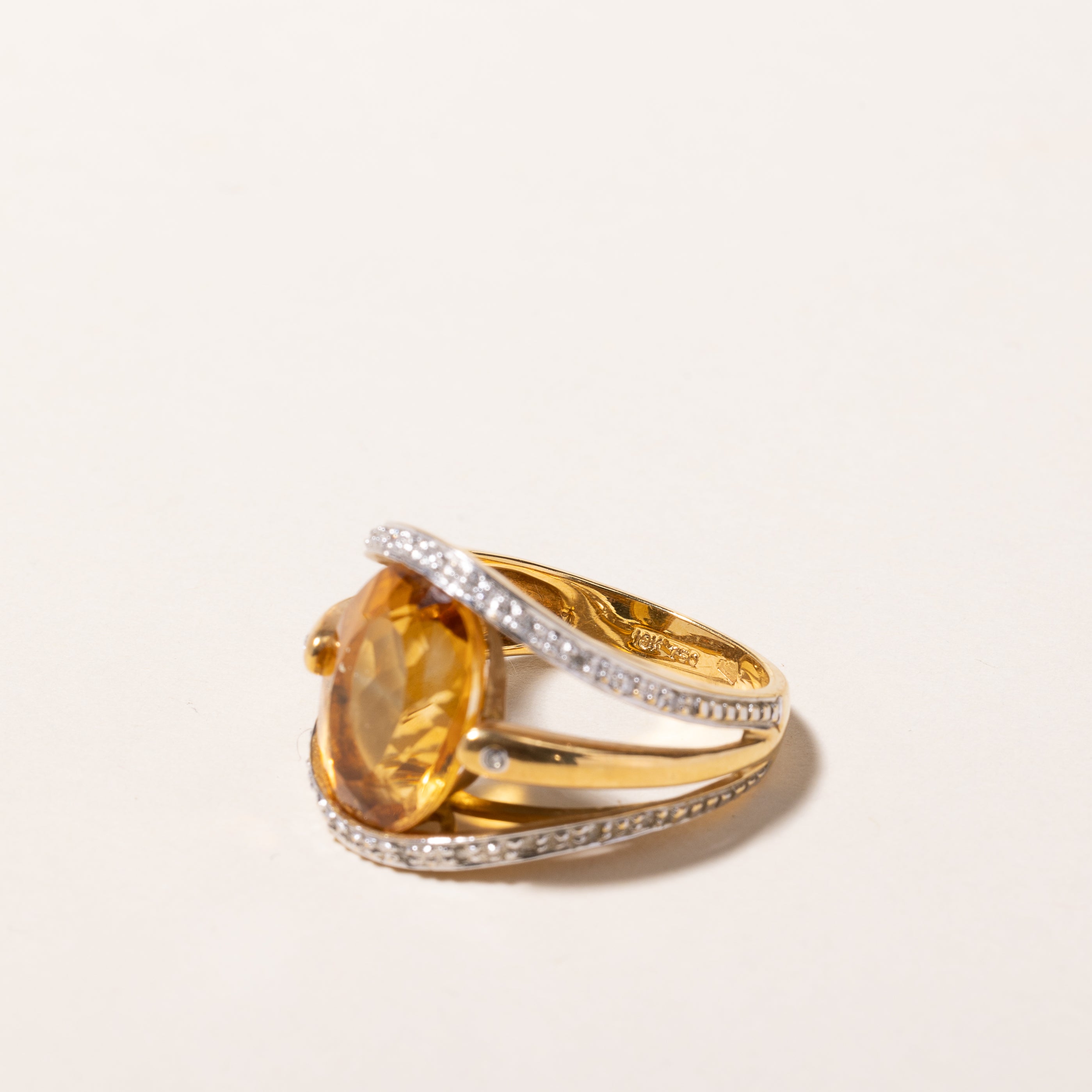 18k Yellow Gold Citrine & Diamond Ring | 5.95ct, 0.14ctw | SZ 7