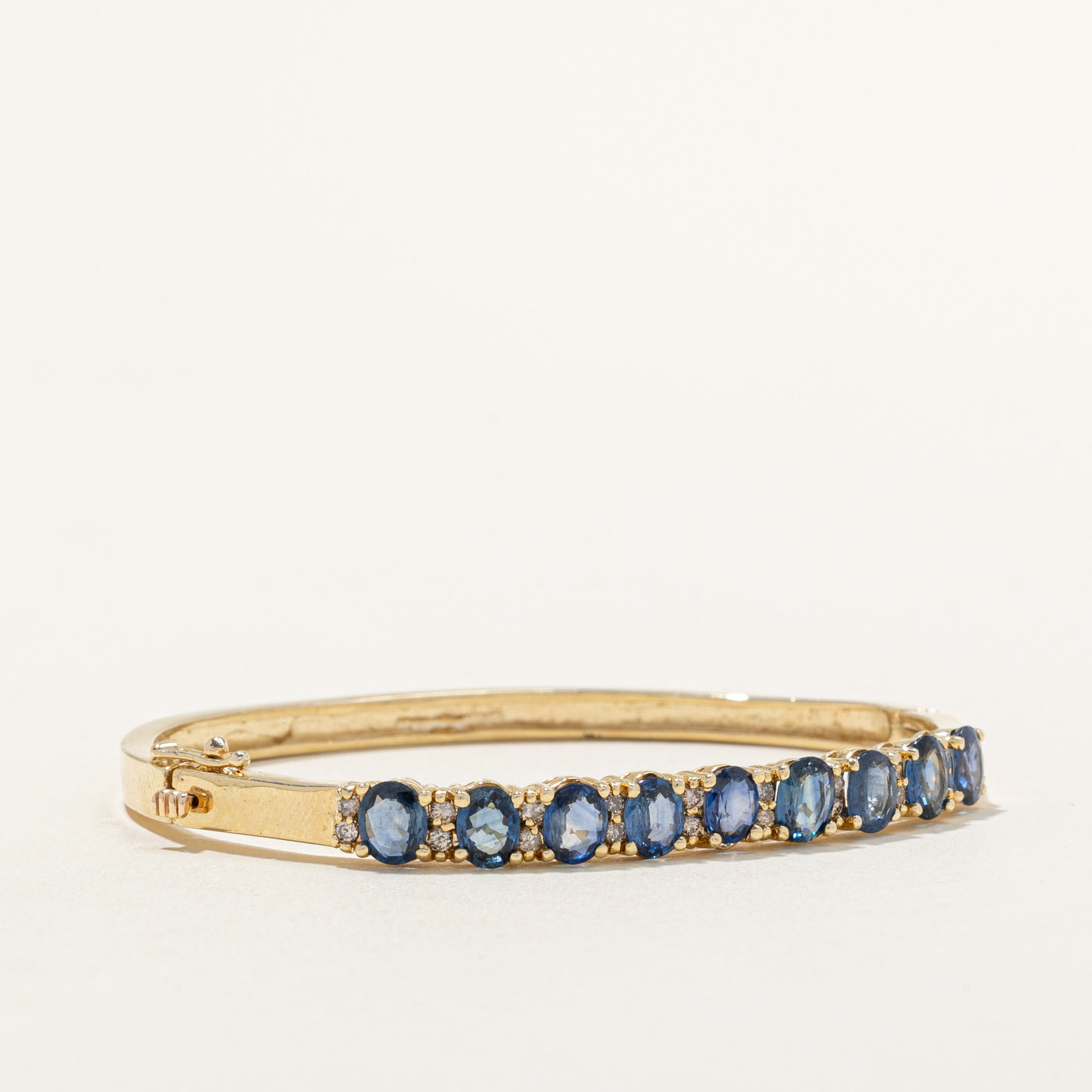 Sapphire & Diamond Bracelet | 5.32ctw, 0.45ctw | 7" |