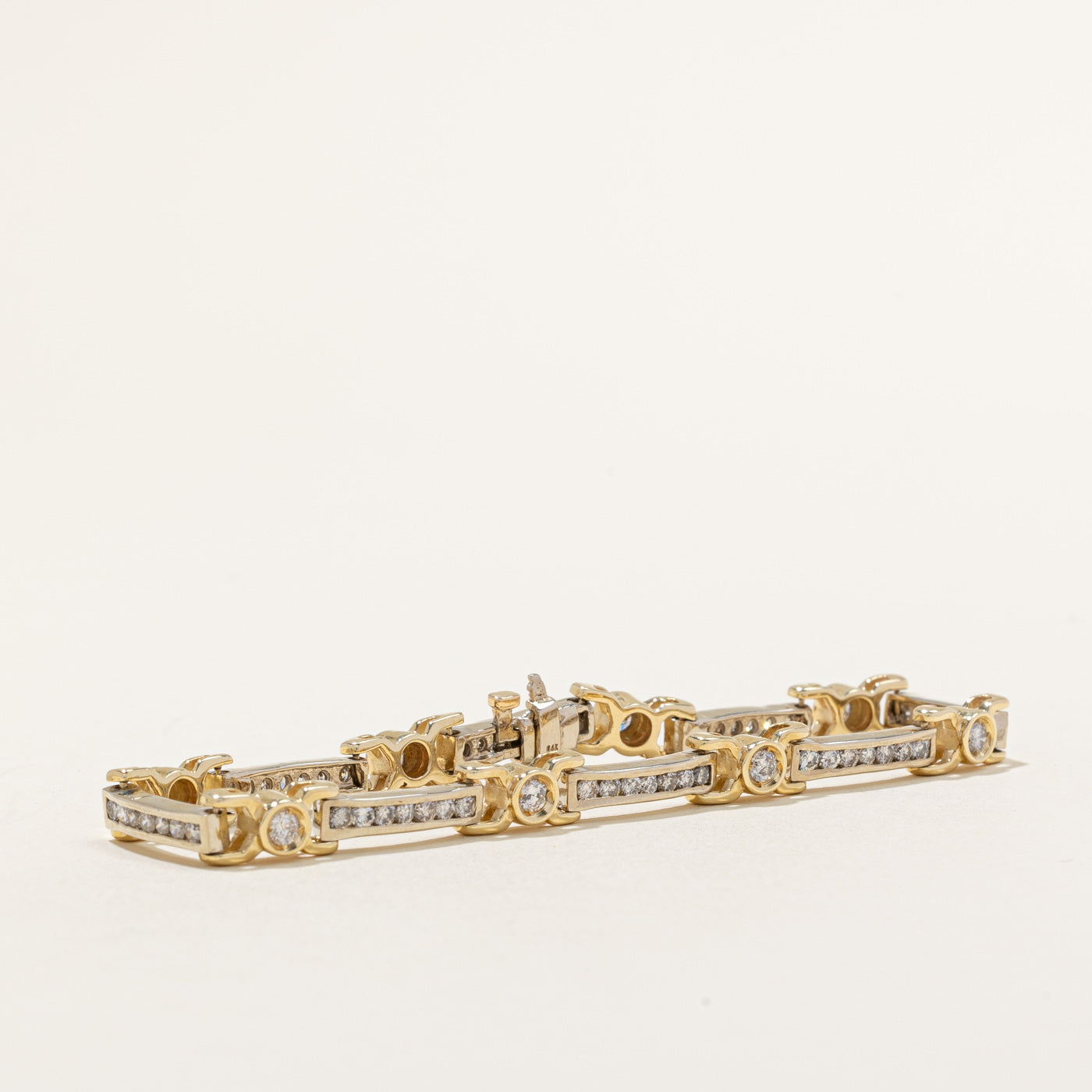 Bracelet en diamants bicolores | 2,40 ct | 7,5 po | 