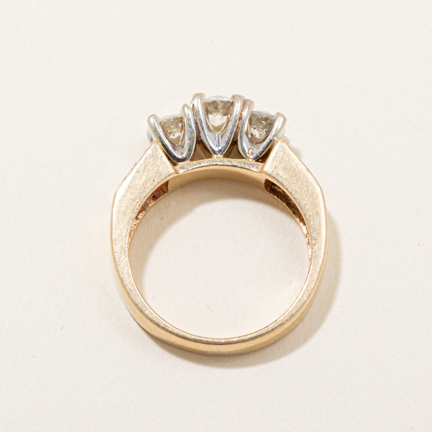 Bague sertie d'un diamant taille ancienne européenne | 1,35 ct | Taille 6,25 | 