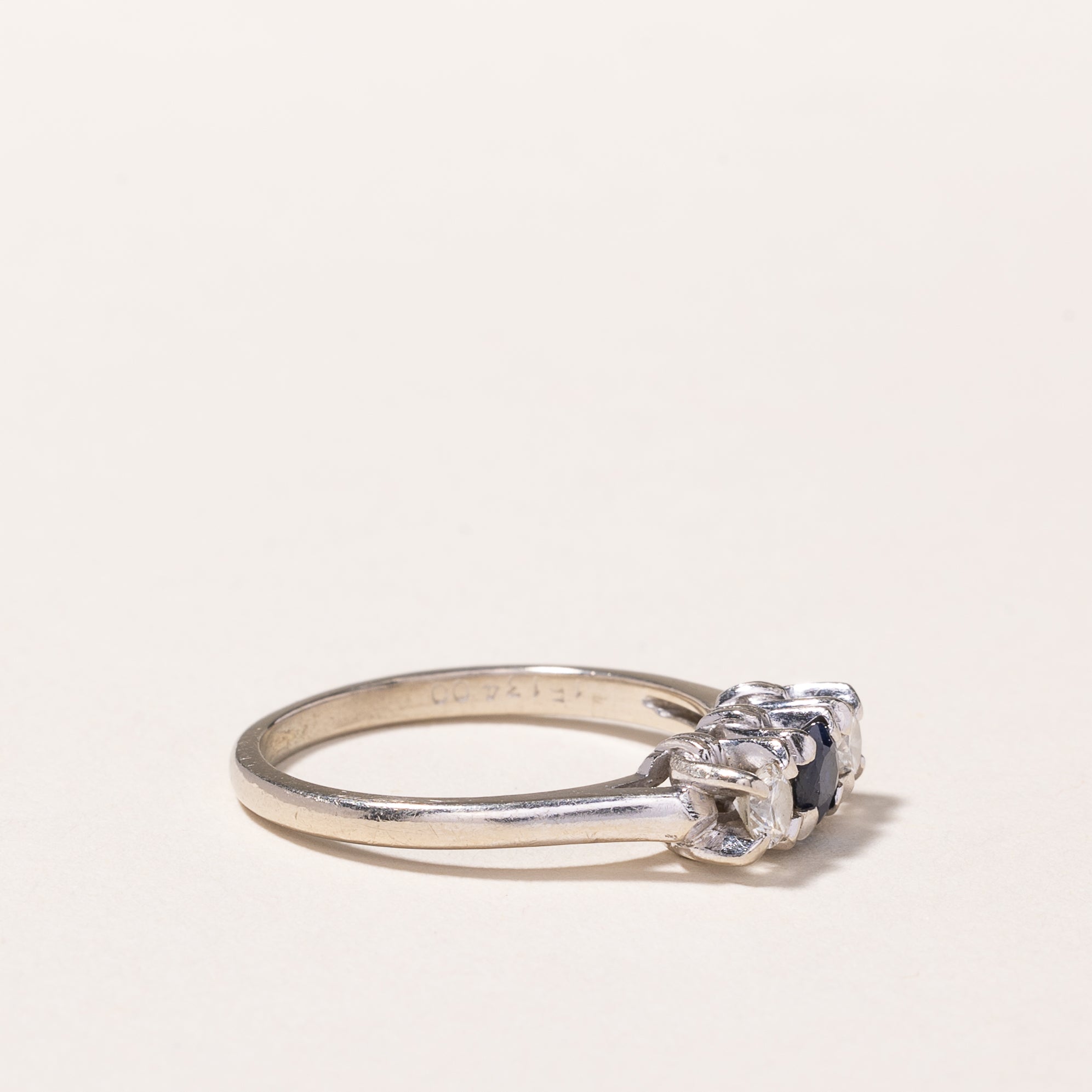 14k White Gold Sapphire & Diamond Ring | 0.25ct, 0.30ctw | SZ 7.5
