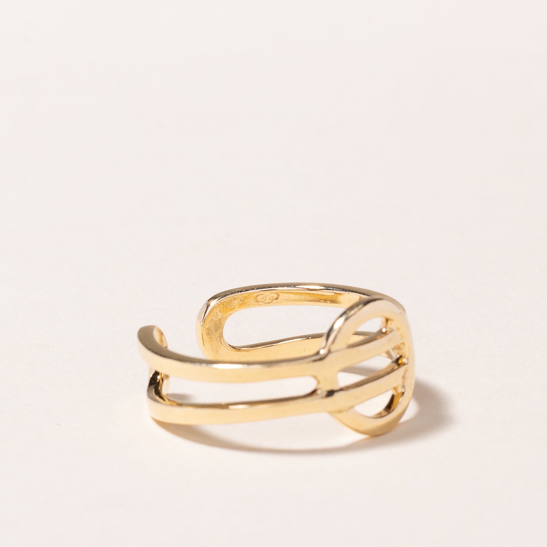 Links of London' 18k Yellow Gold Ring | SZ 5.75