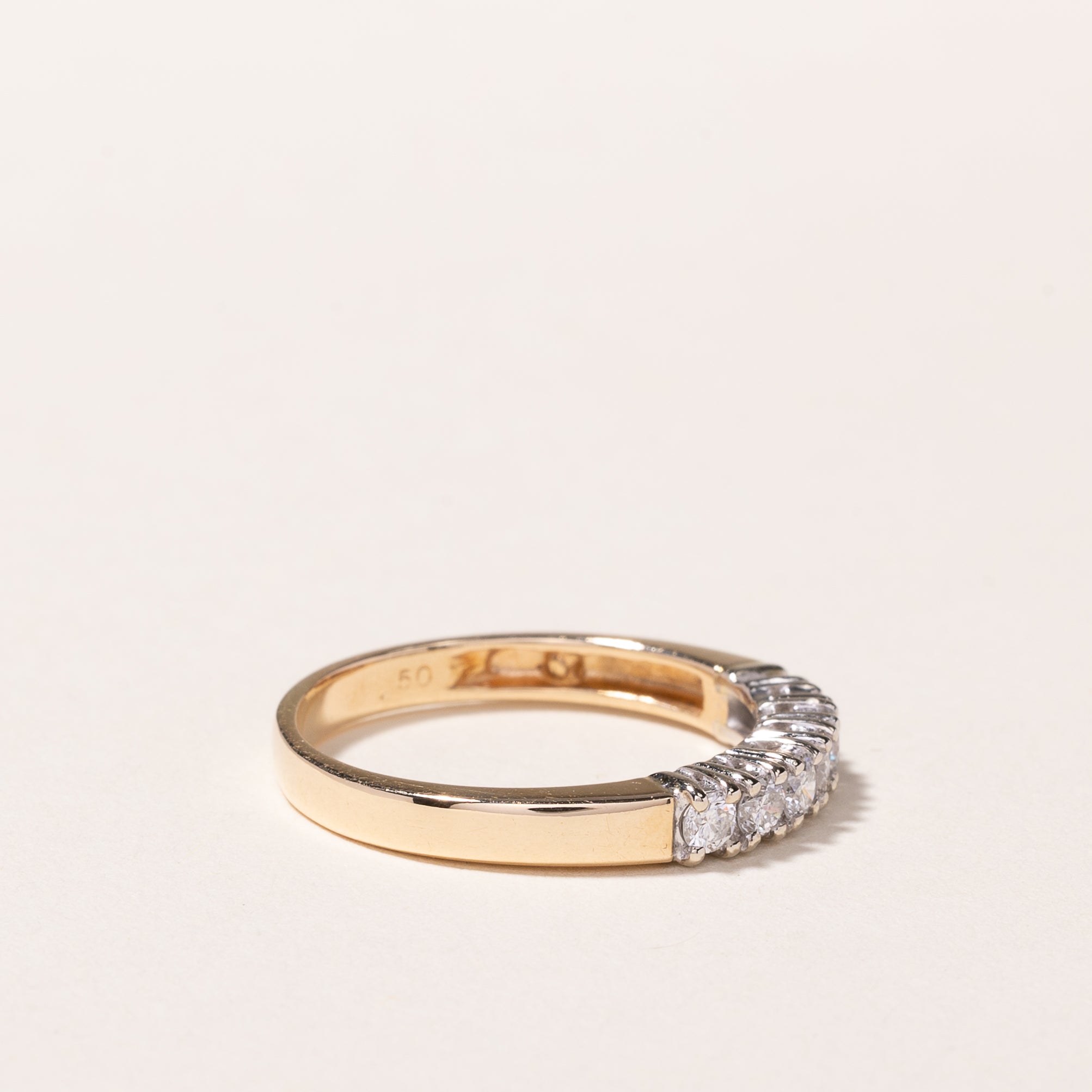 Bague en or jaune 14 carats sertie de sept diamants | 0,56 ct au total | Taille 8,5 
