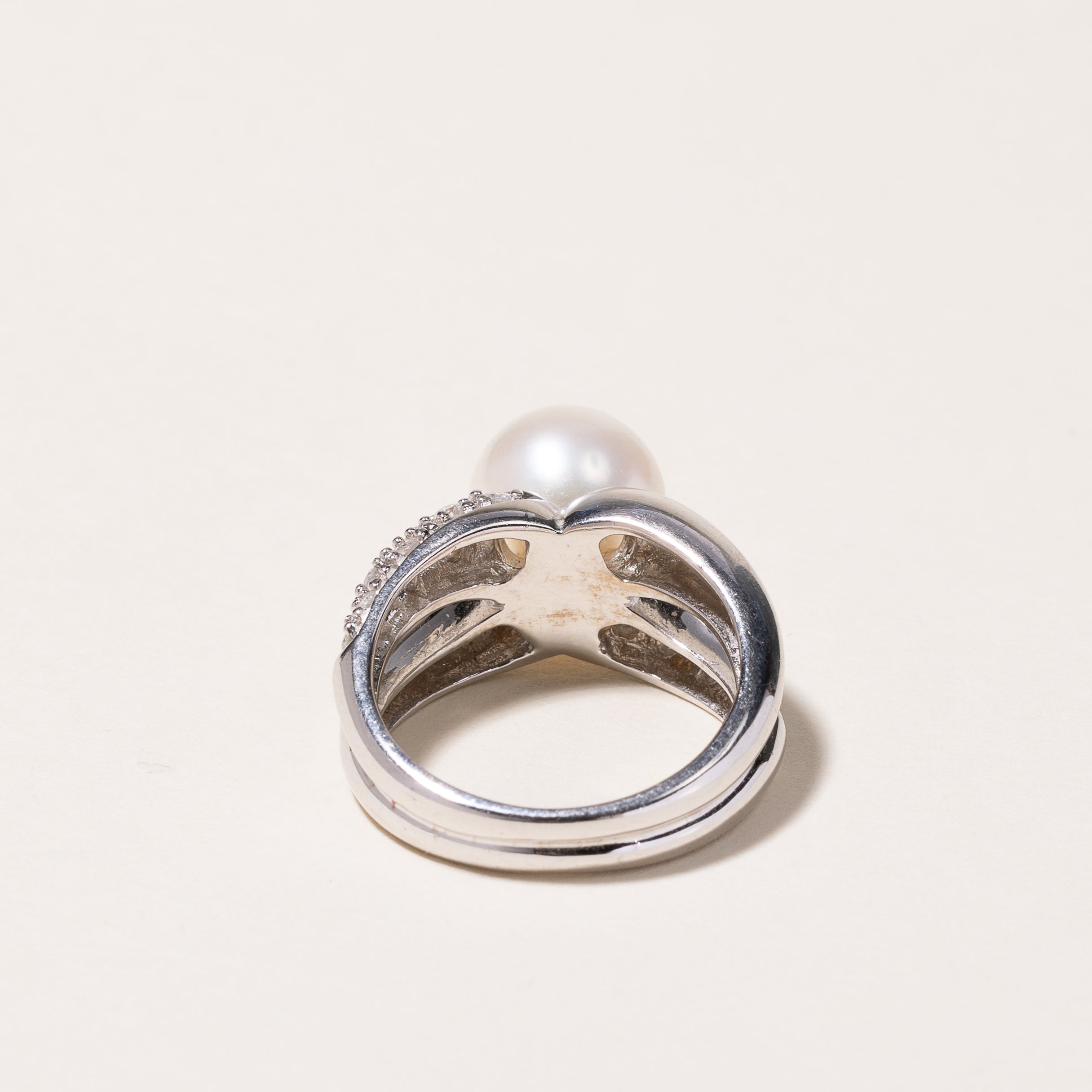 14k White Gold Pearl & Diamond Ring | 9.30-9.50mm, 0.28ctw | SZ 5.75
