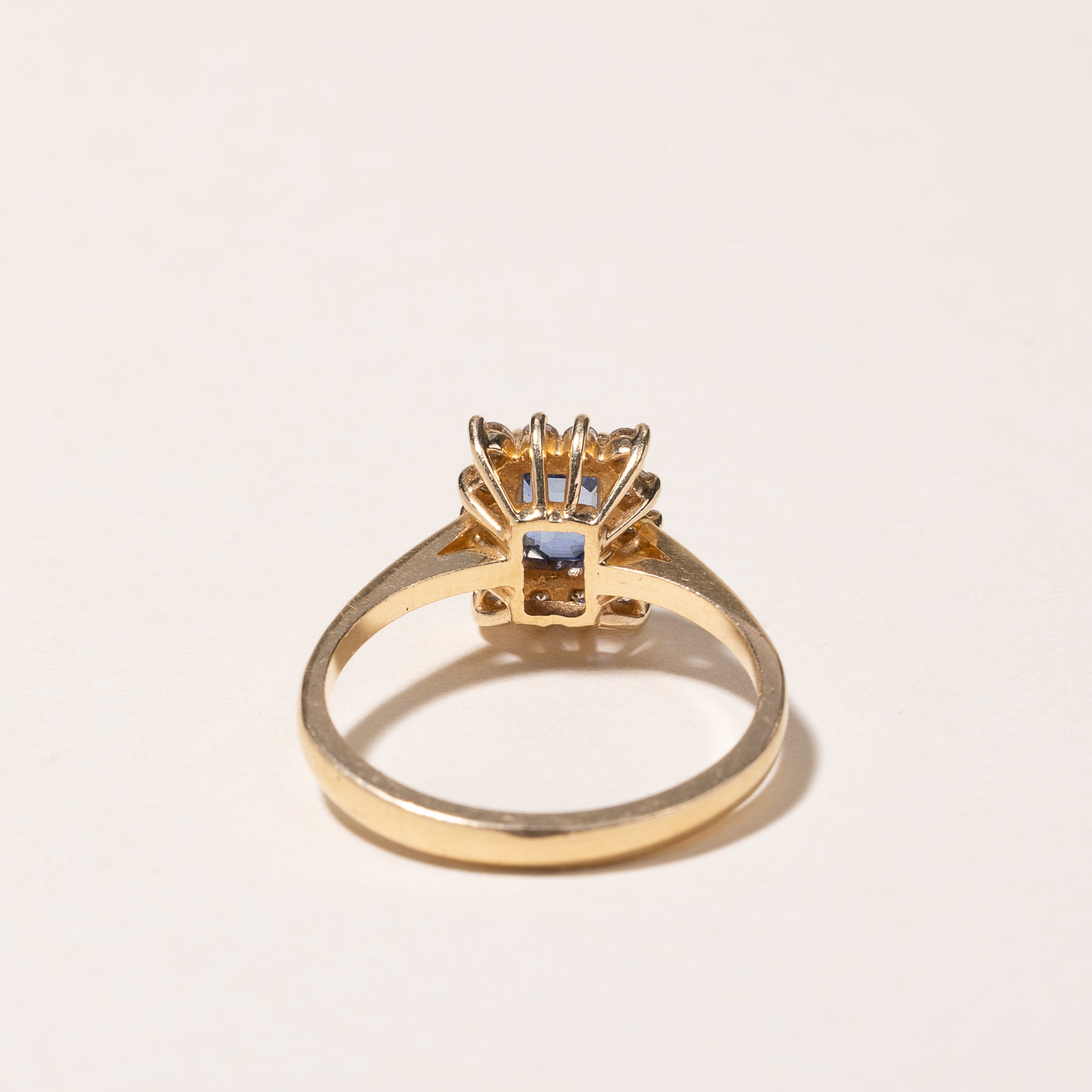 14k Yellow Gold Blue Sapphire & Diamond Ring | 0.74ctw, 0.20ctw | SZ 6.5