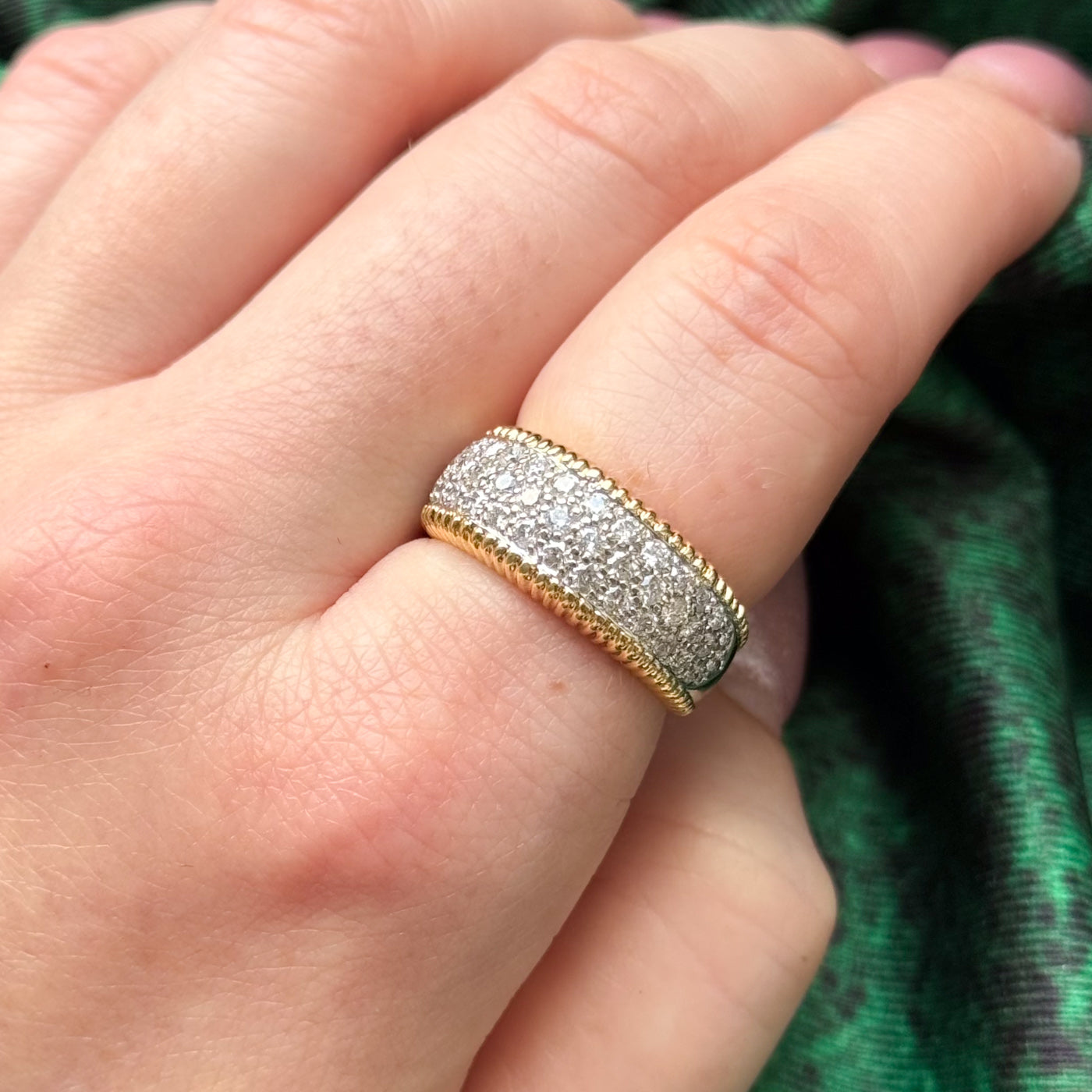 Bague sertie de diamants pavés | 1,01 ct | Taille 7,75 | 
