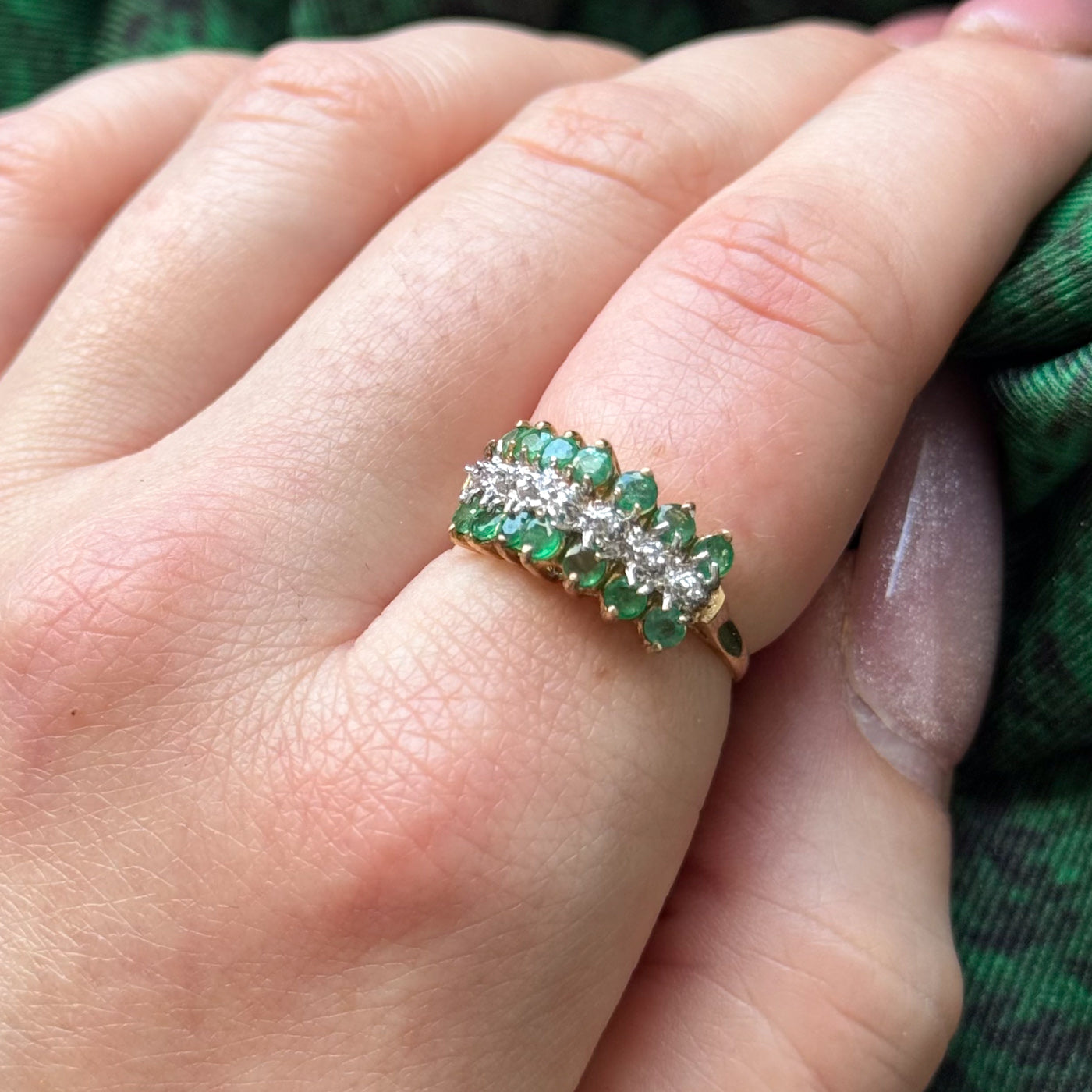 Emerald & Diamond Ring | 0.66ctw, 0.05ctw | SZ 6.25 |