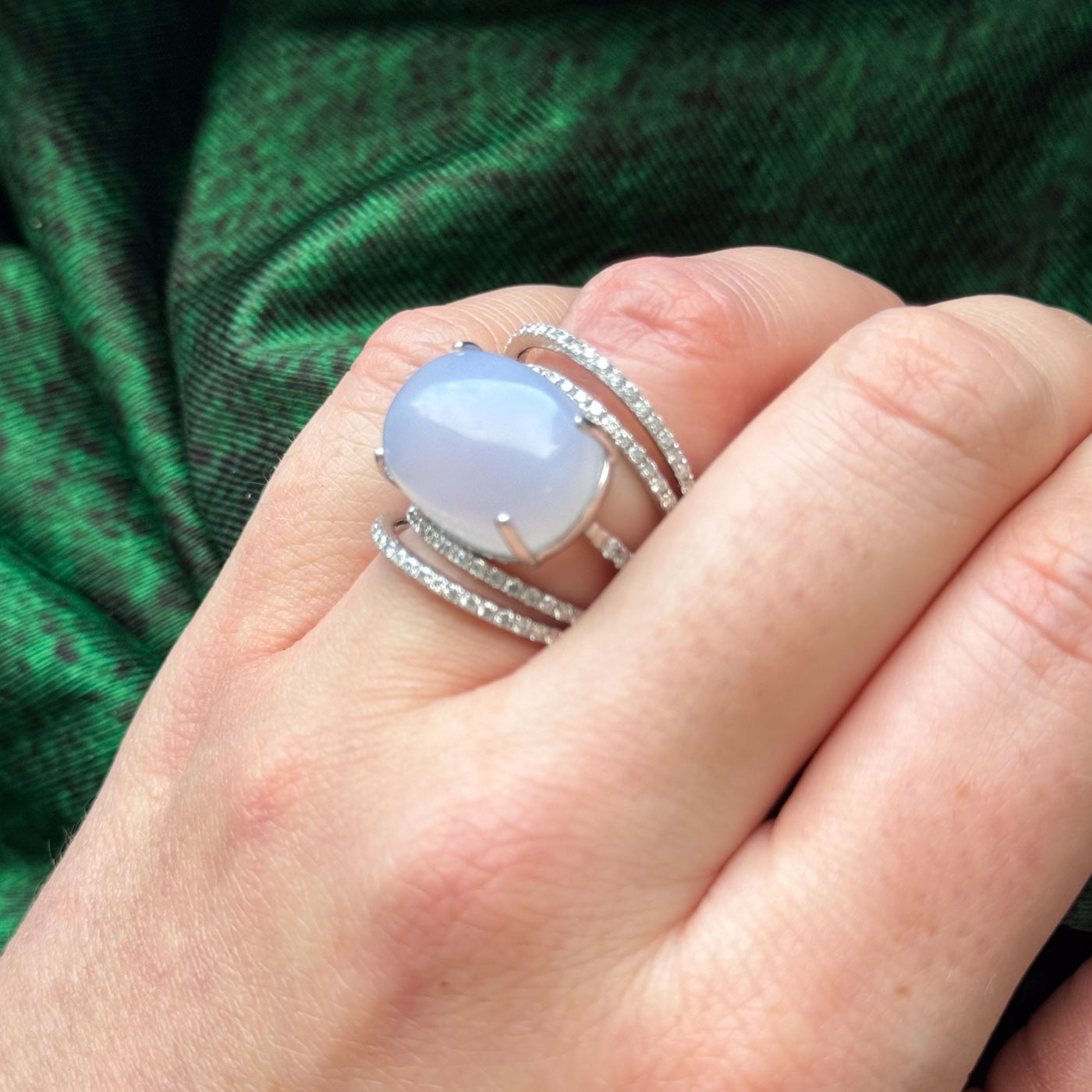 Agate & Diamond Cocktail Ring | 9.65ct, 1.04ctw | SZ 4 |