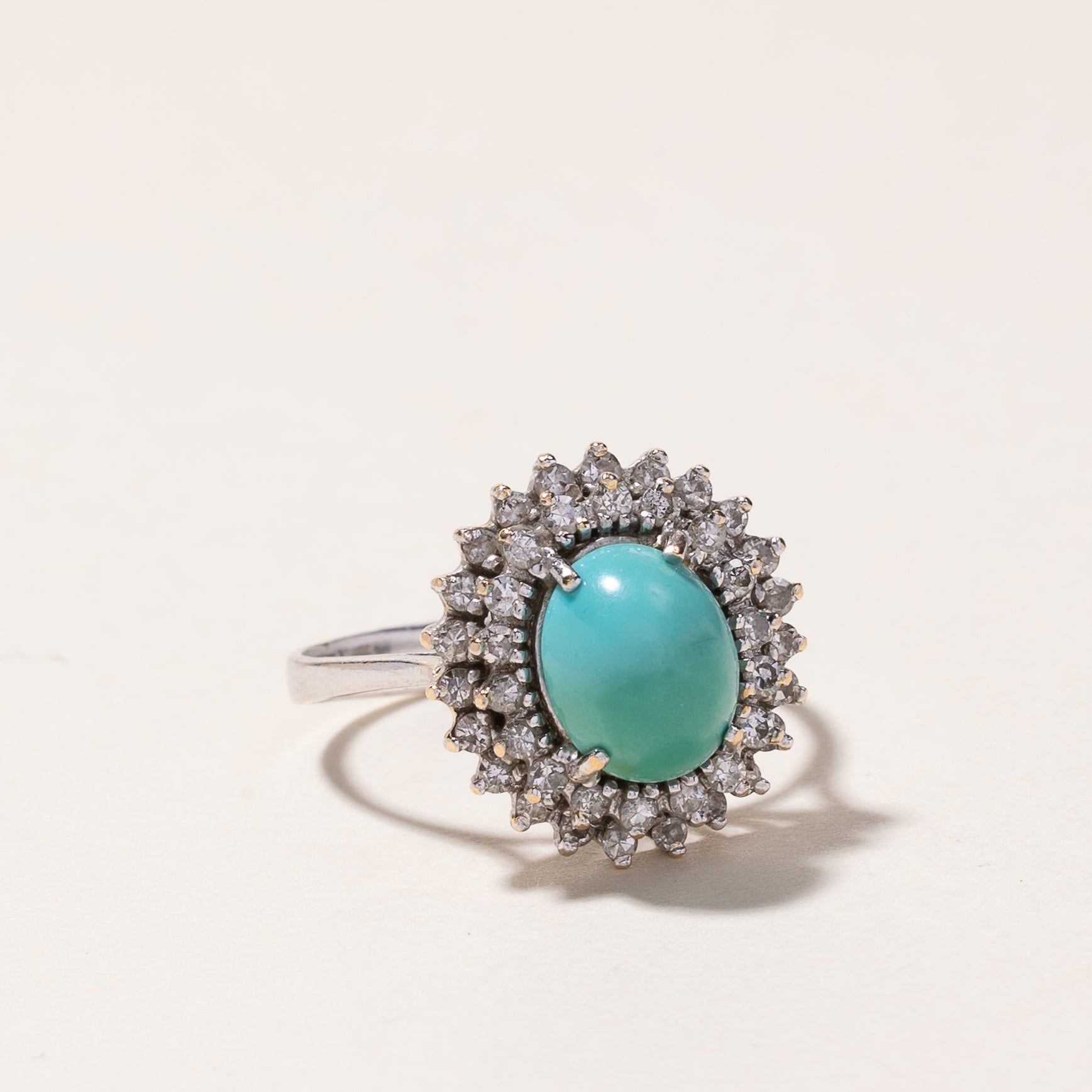 Bague en or blanc 18 carats, turquoise et diamants | 2,74 ct, 0,54 ct au total | Taille 7,25 