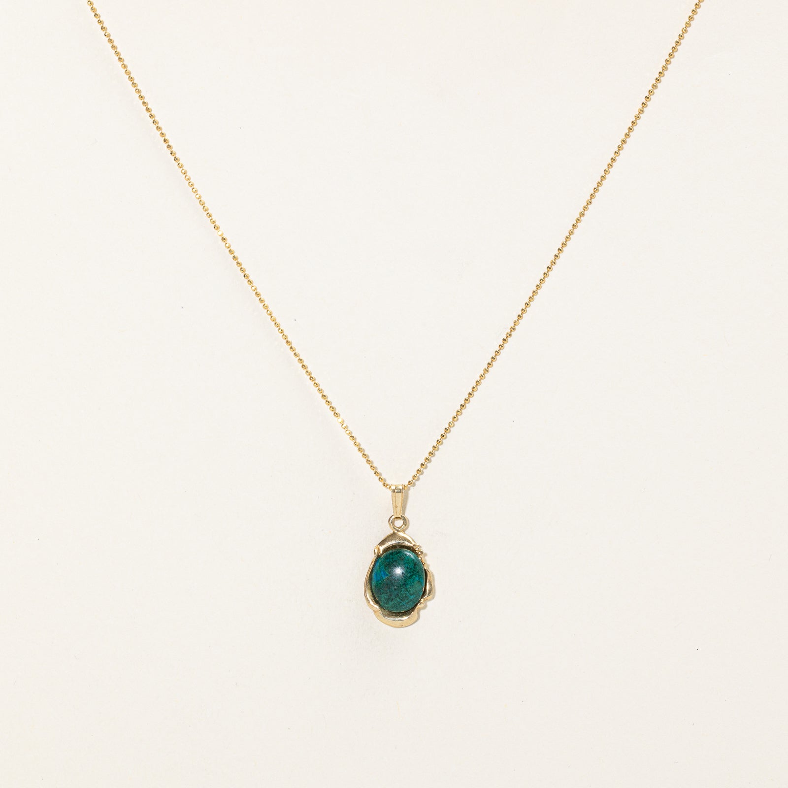 Collier pendentif en chrysocolle 14 carats | 2,55 ct | 45,7 cm