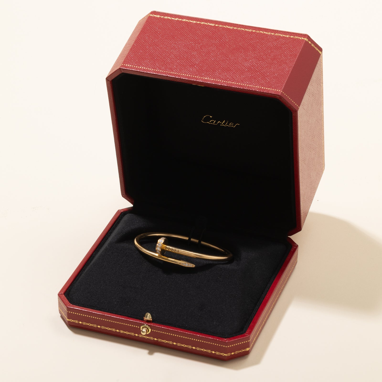 'Cartier' Juste un Clou Bracelet, Classic Model, Diamonds | 30.57ctw | 6"