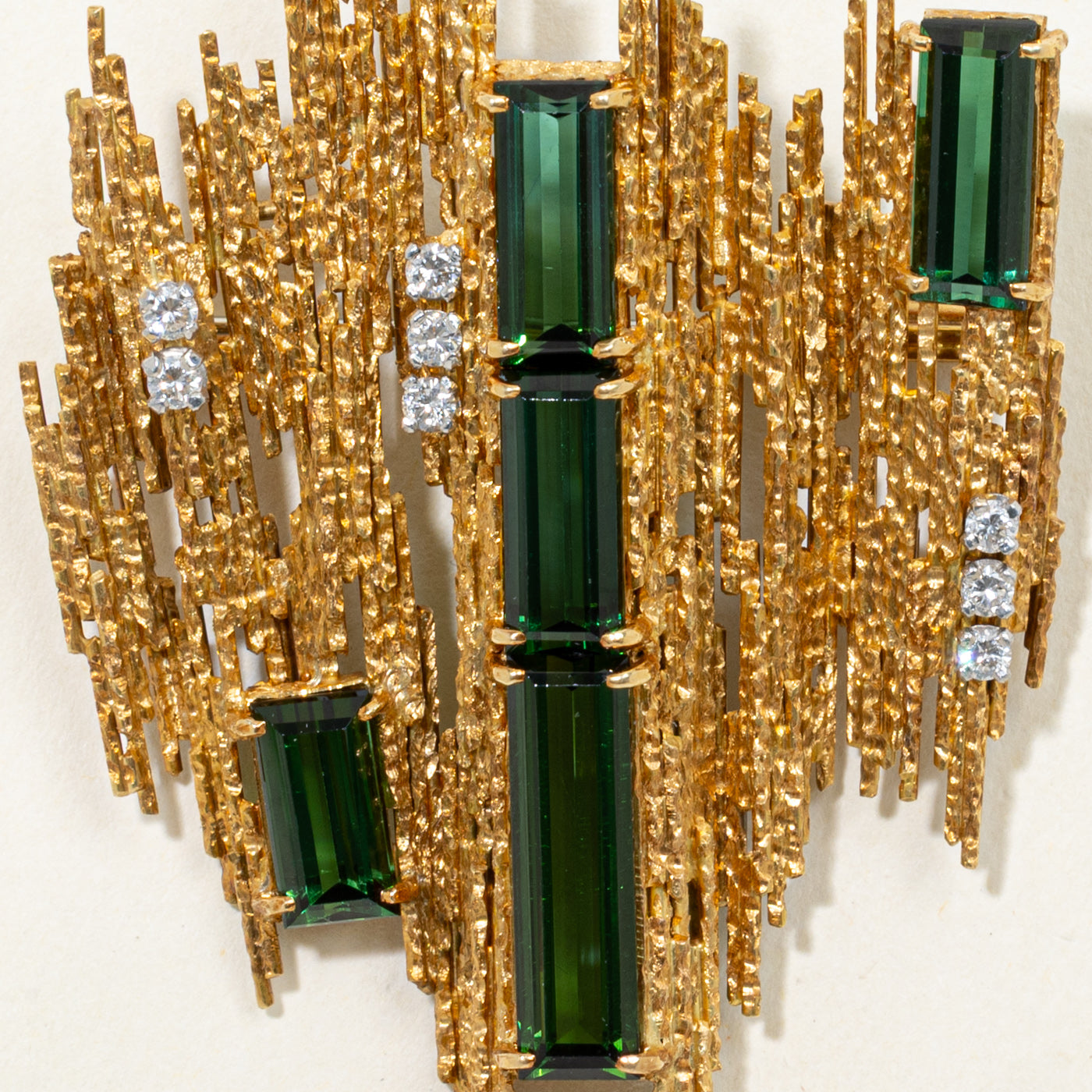 Vintage 'Andrew Grima' Green Tourmaline & Diamond Textured Brooch | 10.40ctw, 0.34ctw