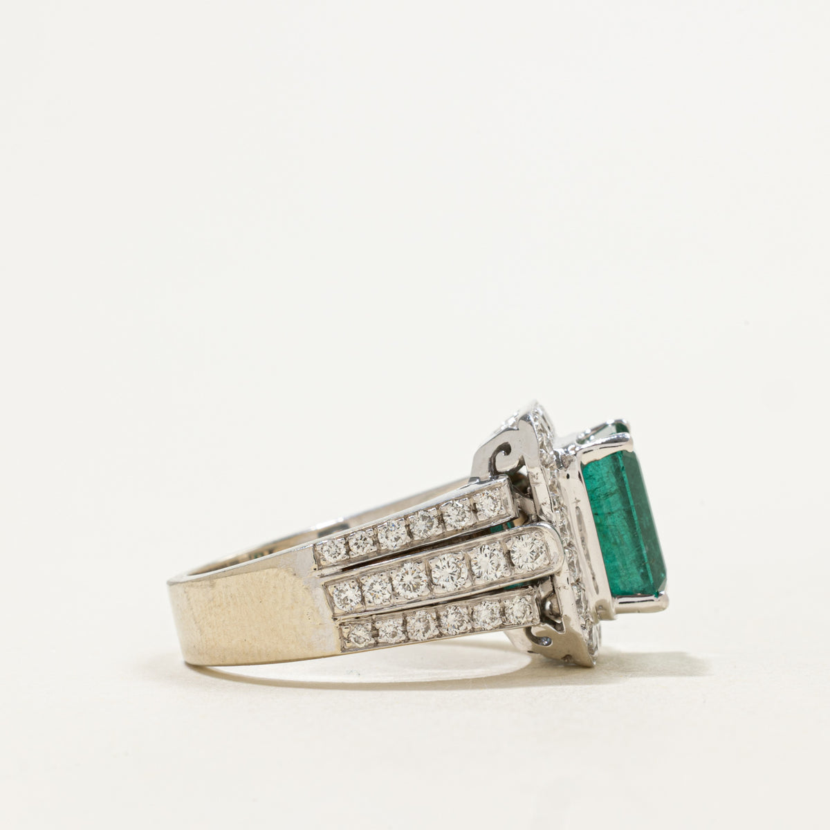 Emerald & Diamond Halo Cocktail Ring | 2.22ct, 1.00ctw | Sz 7