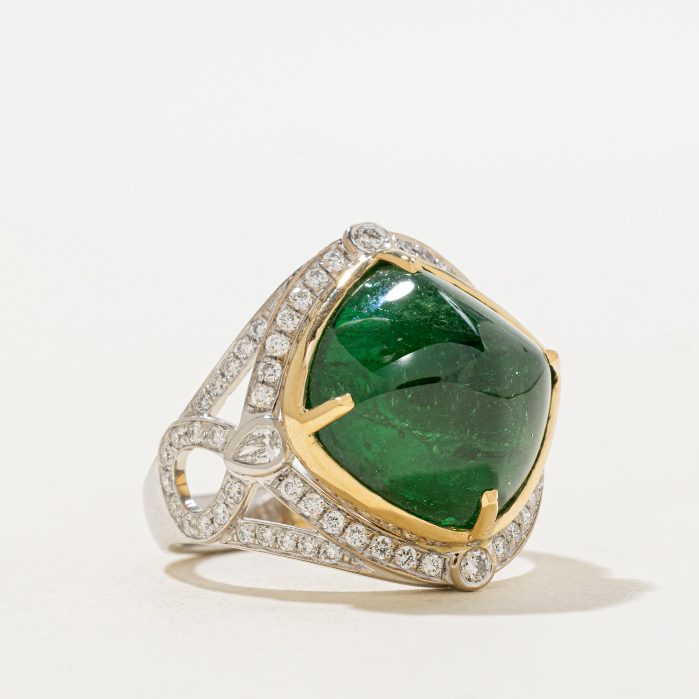 14.90ct GRS Untreated Sugerloaf Tsavorite Garnet & Diamond Ring | GRS 14.90ct | 0.71ctw | SZ 7