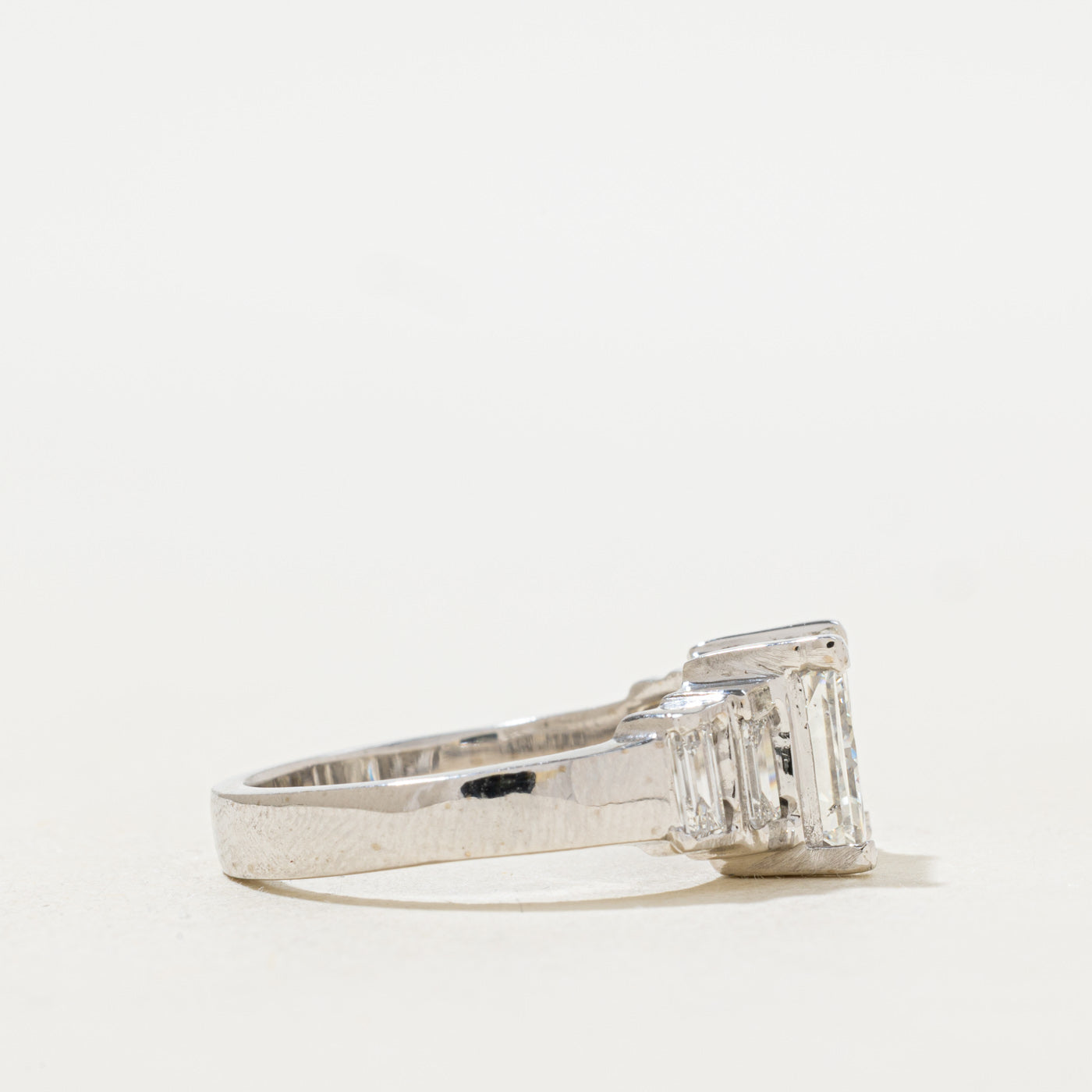 3.01ct GIA-graded Natural Diamond Engagement Ring | GIA 3.01ct | 0.80ctw | SZ 7.25