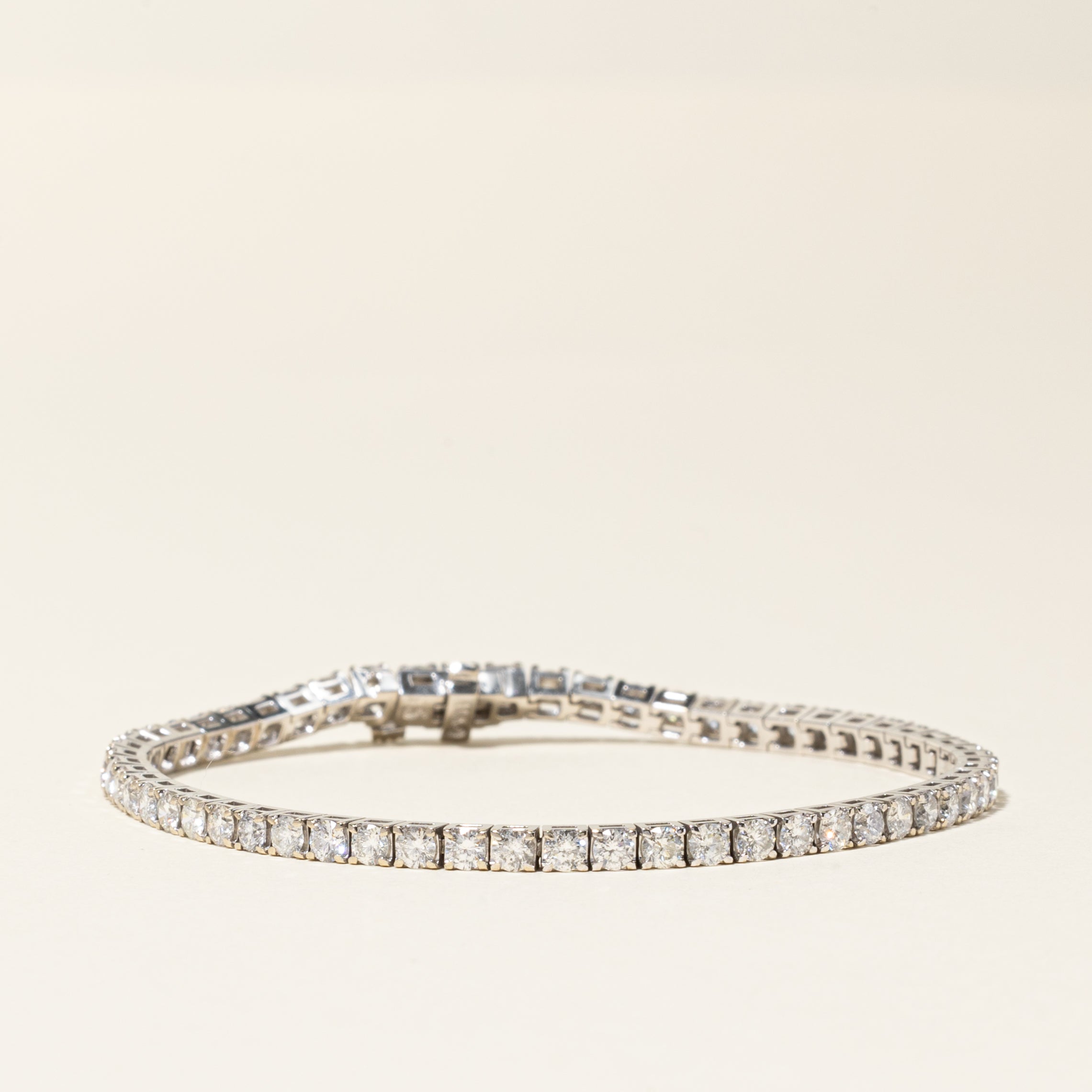 Bracelet tennis en or blanc 14 carats et diamants | 3,71 ct au total | Taille 7" 