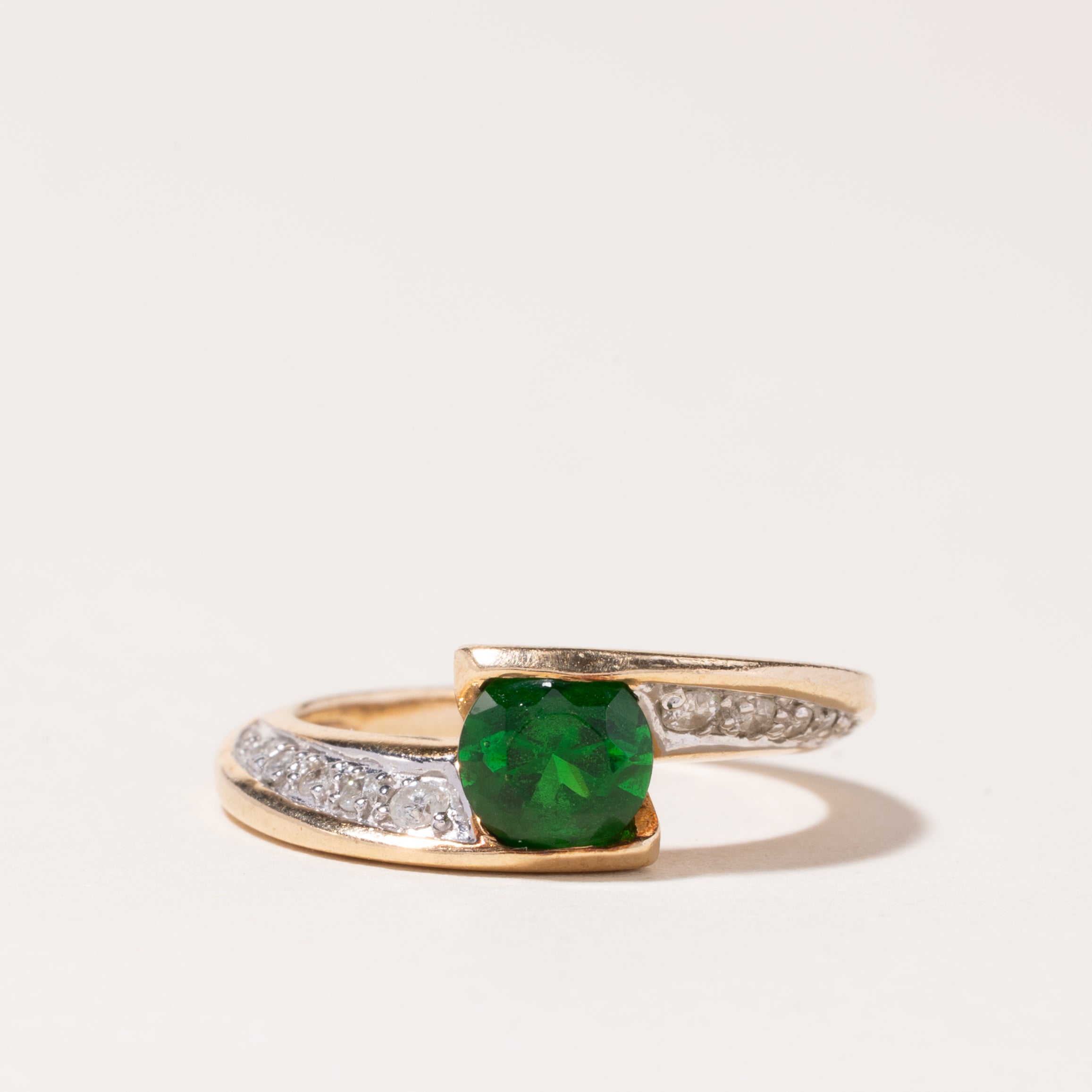 10k Green Glass & Diamond Ring | 1.00ct, 0.12ctw | SZ 5.5