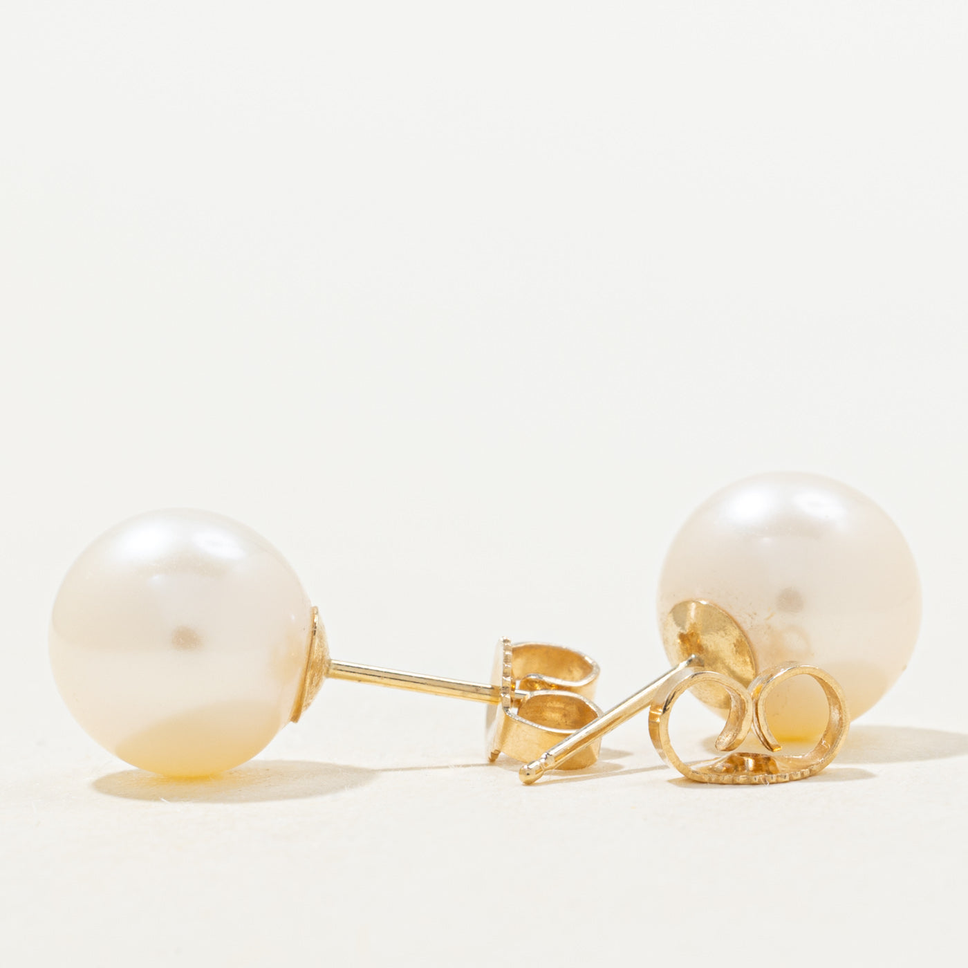 14K Round Pearl Stud Earrings