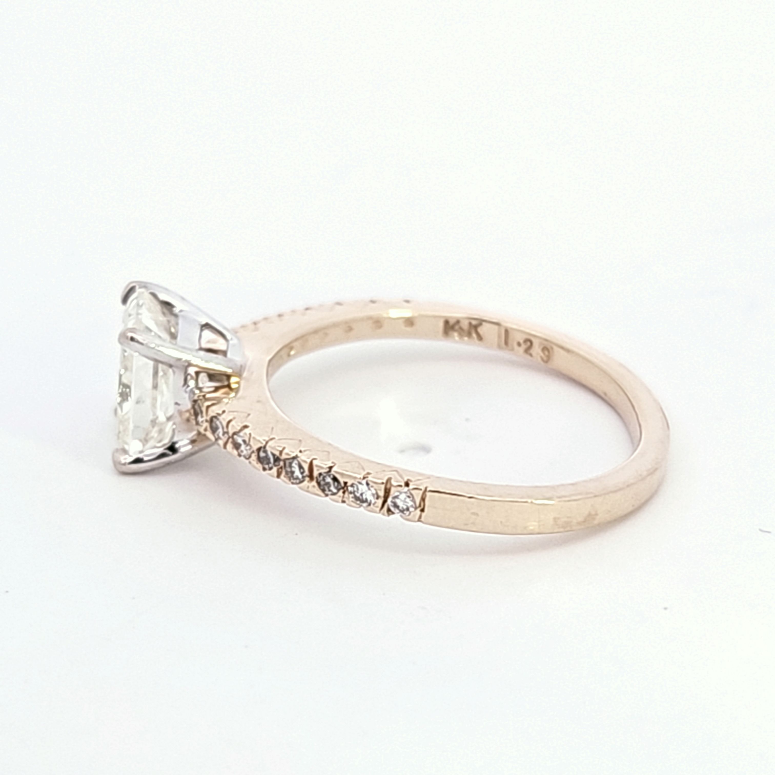 Pave Shoulder Radiant Cut Engagement Ring | 1.47ctw | SZ 6.25 |