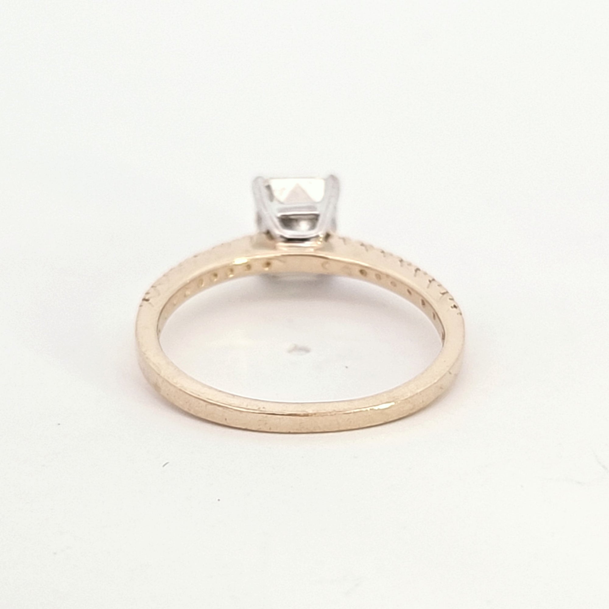 Pave Shoulder Radiant Cut Engagement Ring | 1.47ctw | SZ 6.25 |