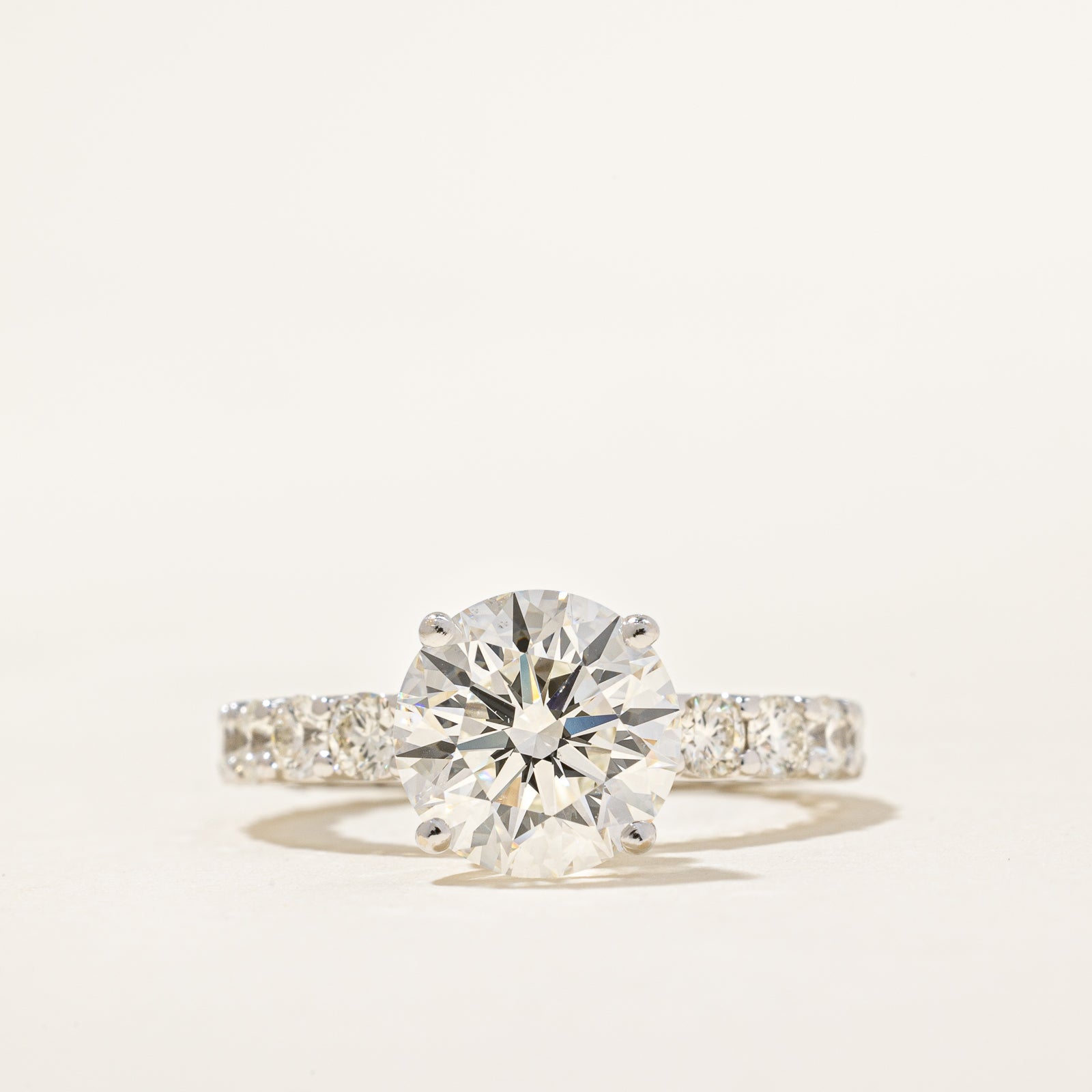 2.34ct GIA Diamond Engagement Ring | GIA 2.34ct VS1 G Ex | 3.62ctw | SZ 4 |