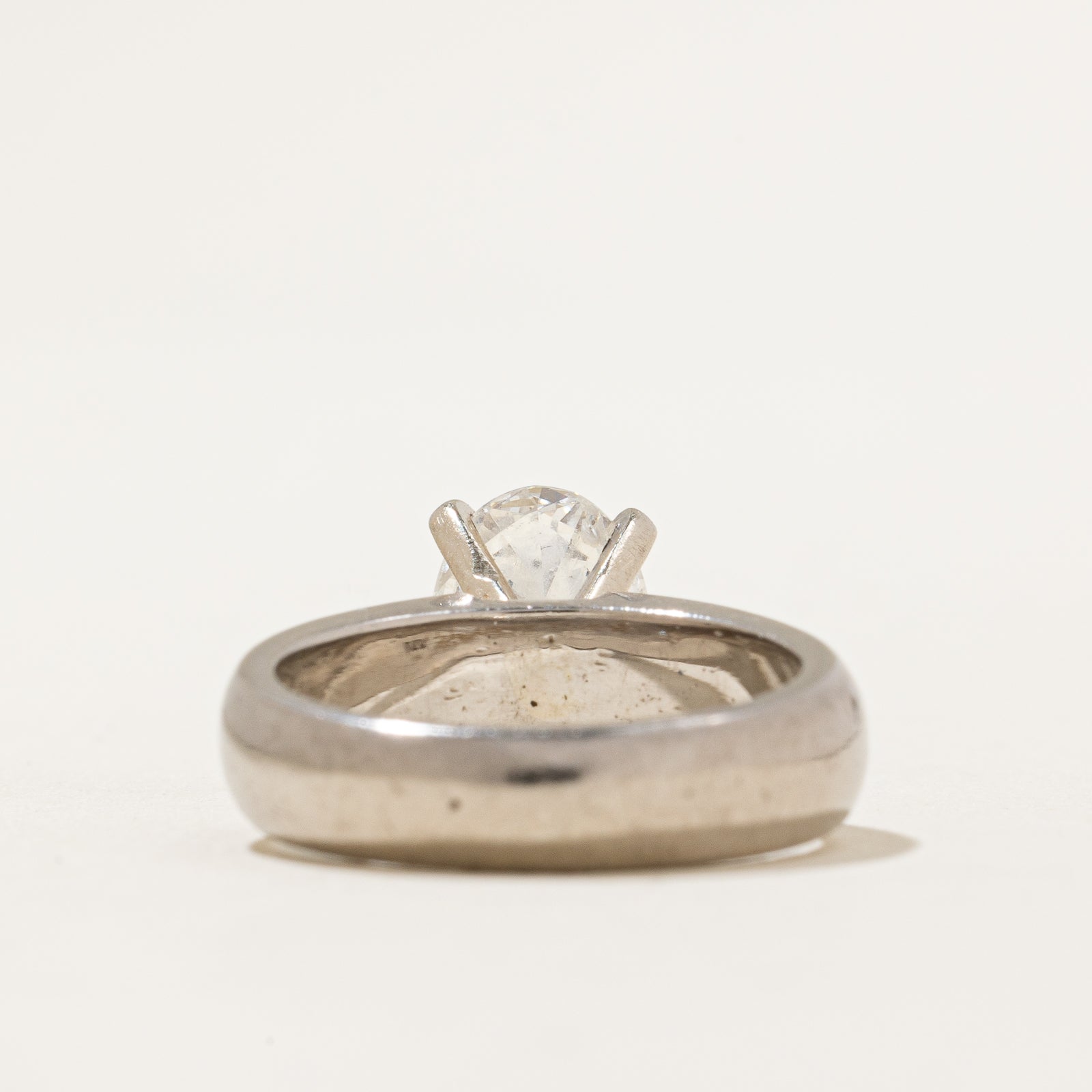 Solitaire Oval Diamond Ring | 2.00ct SI2 H/I | SZ 4 |