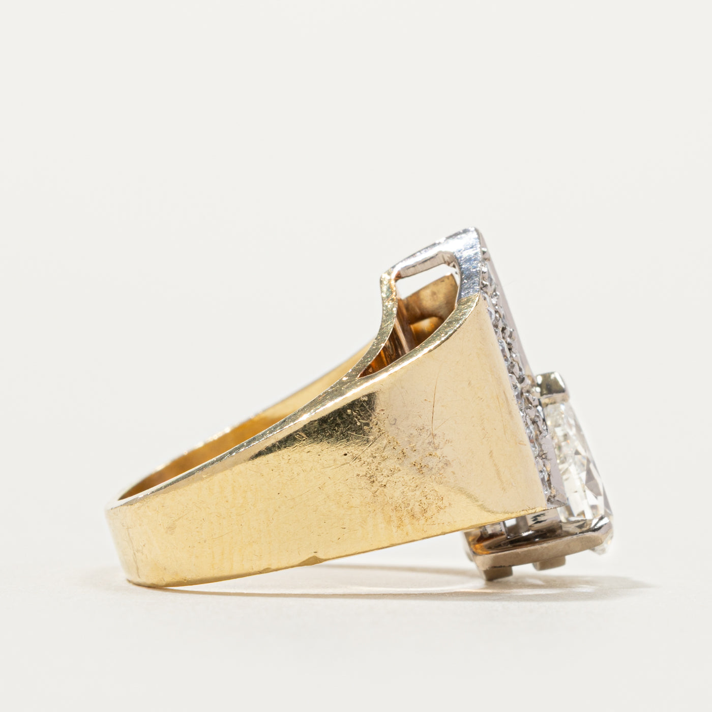 18k Pear Cut Diamond Accented Chunky Ring | 1.33ct I1 H, 0.36ctw | SZ 5.0