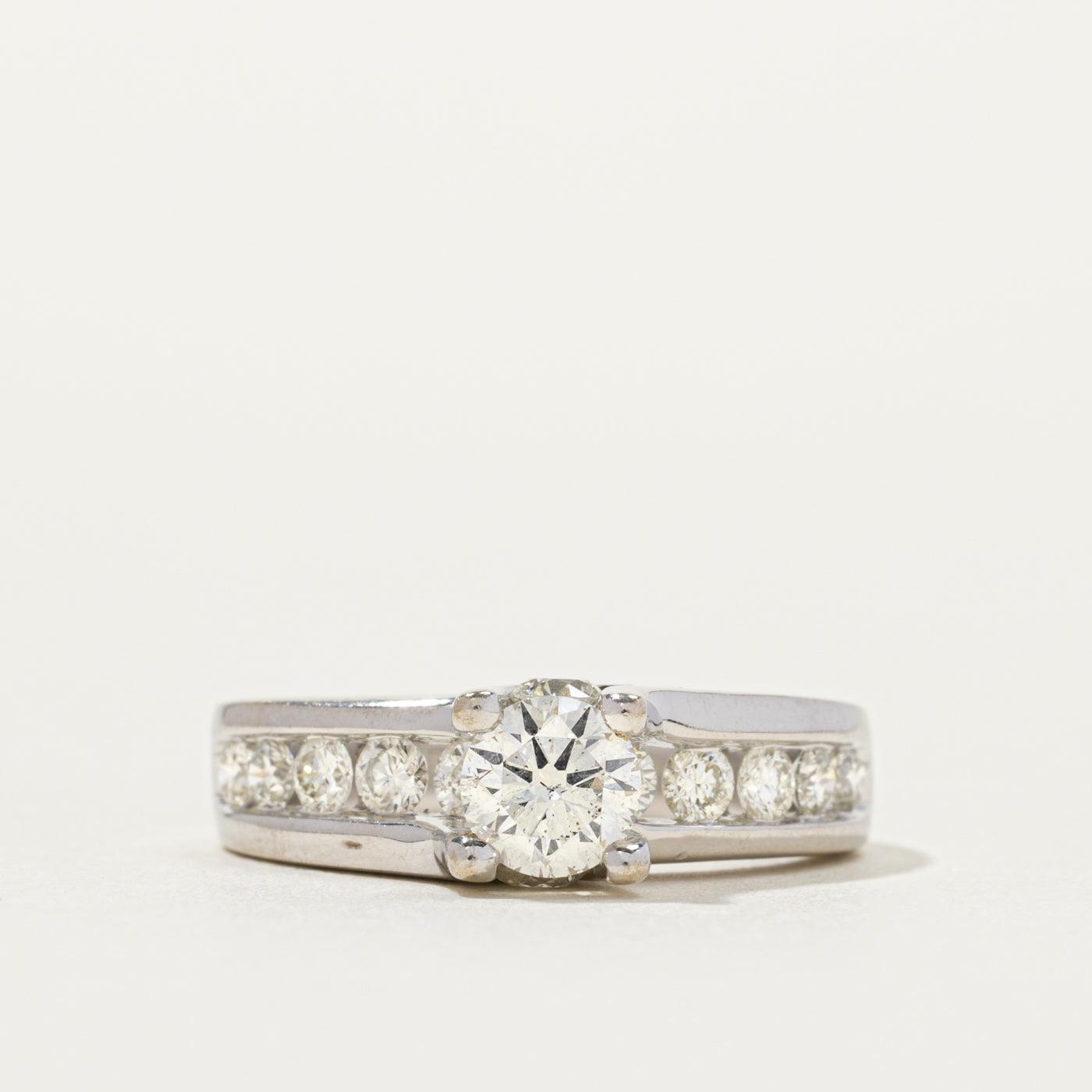 14k Round Brilliant Diamond Accented Engagement Ring | 0.57ct I1 I, 0.69ctw | SZ 5.5