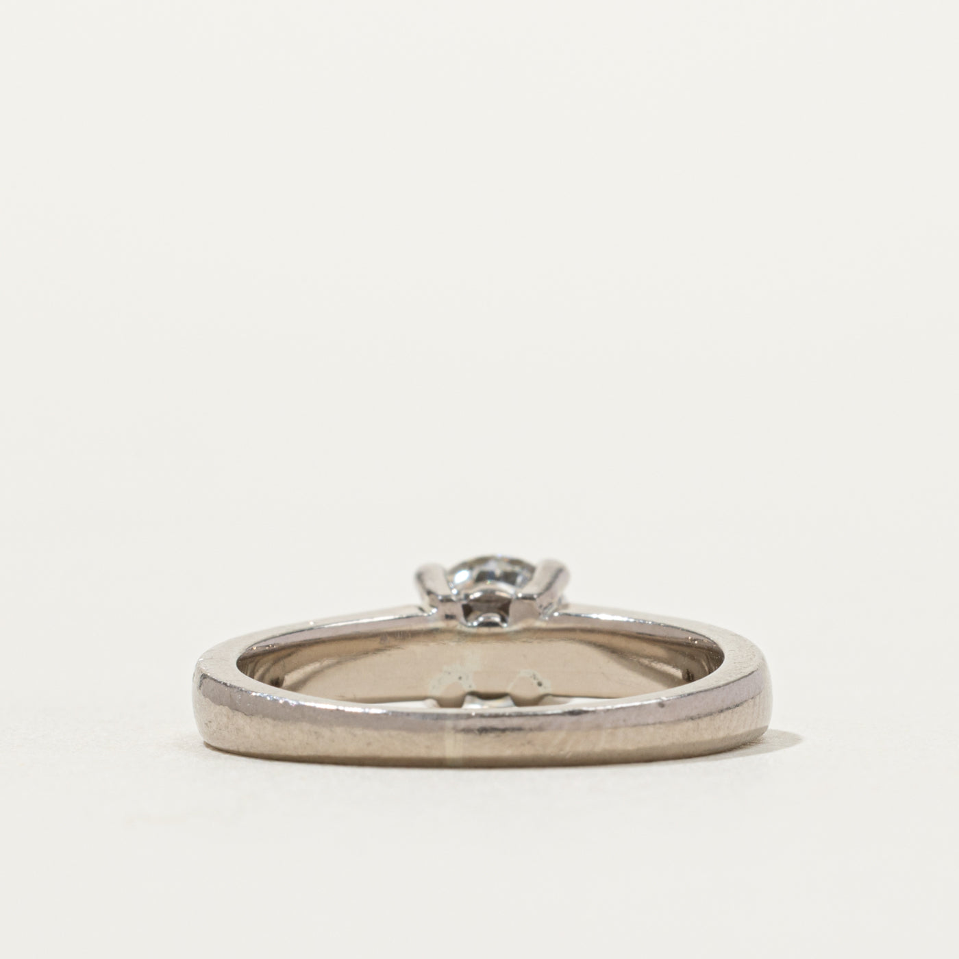 Bague en or blanc 18 carats (801-731) avec diamant | Taille 5,25
