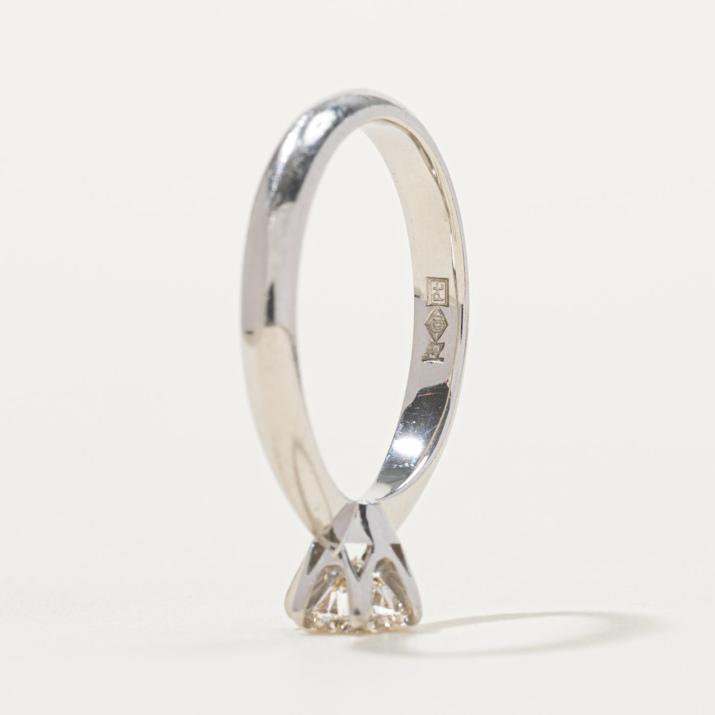 Platinum Six Prong Round Brilliant Cut Diamond Ring | 0.57ct VS1/VS2 I | SZ 6.0