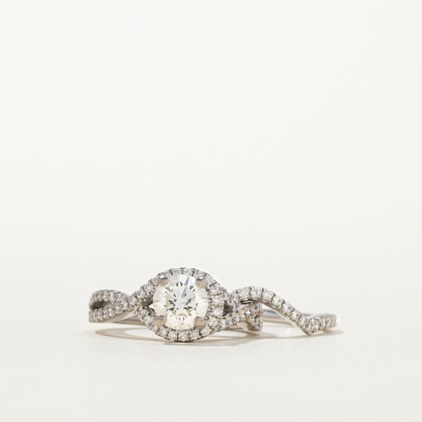 GIA Diamond Halo Wedding Ring Set | GIA 0.84ct VS2 I Ex, 0.48ctw | SZ 4.25