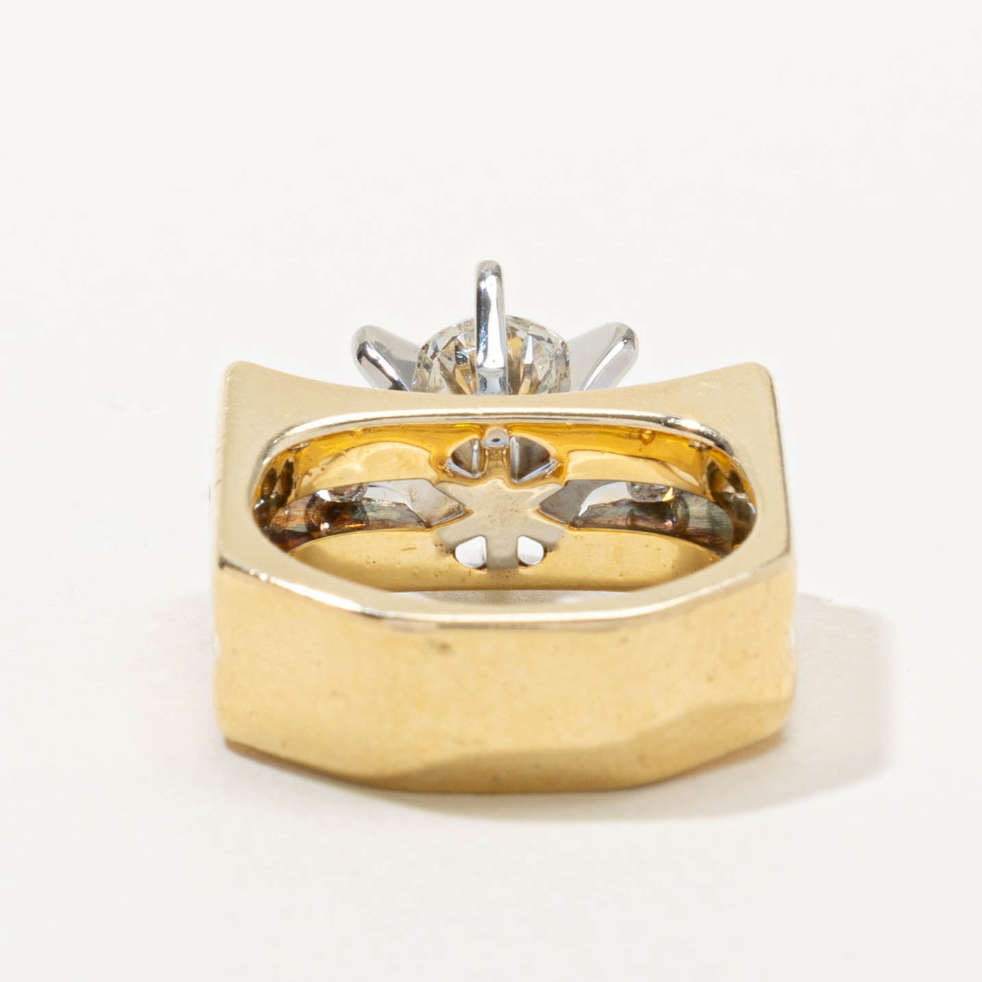 18k Six Prong Diamond Grooved Ring | 1.80ctw | SZ 4.25