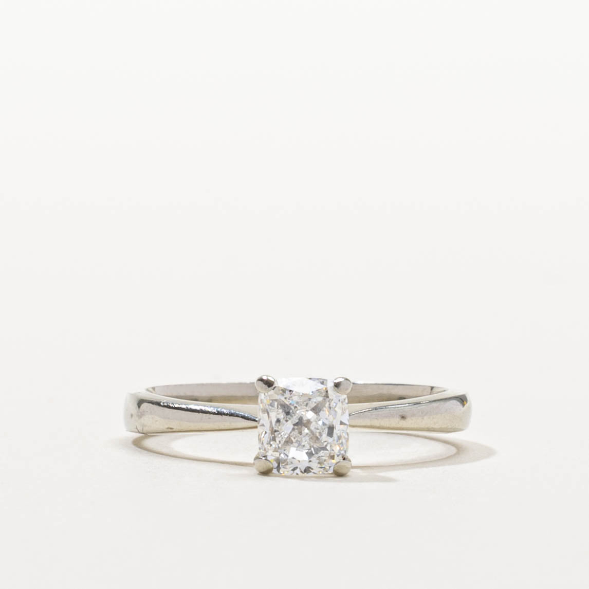 19k Cushion Cut Diamond Solitaire Ring | 0.80ct VS1 E | SZ 6.25