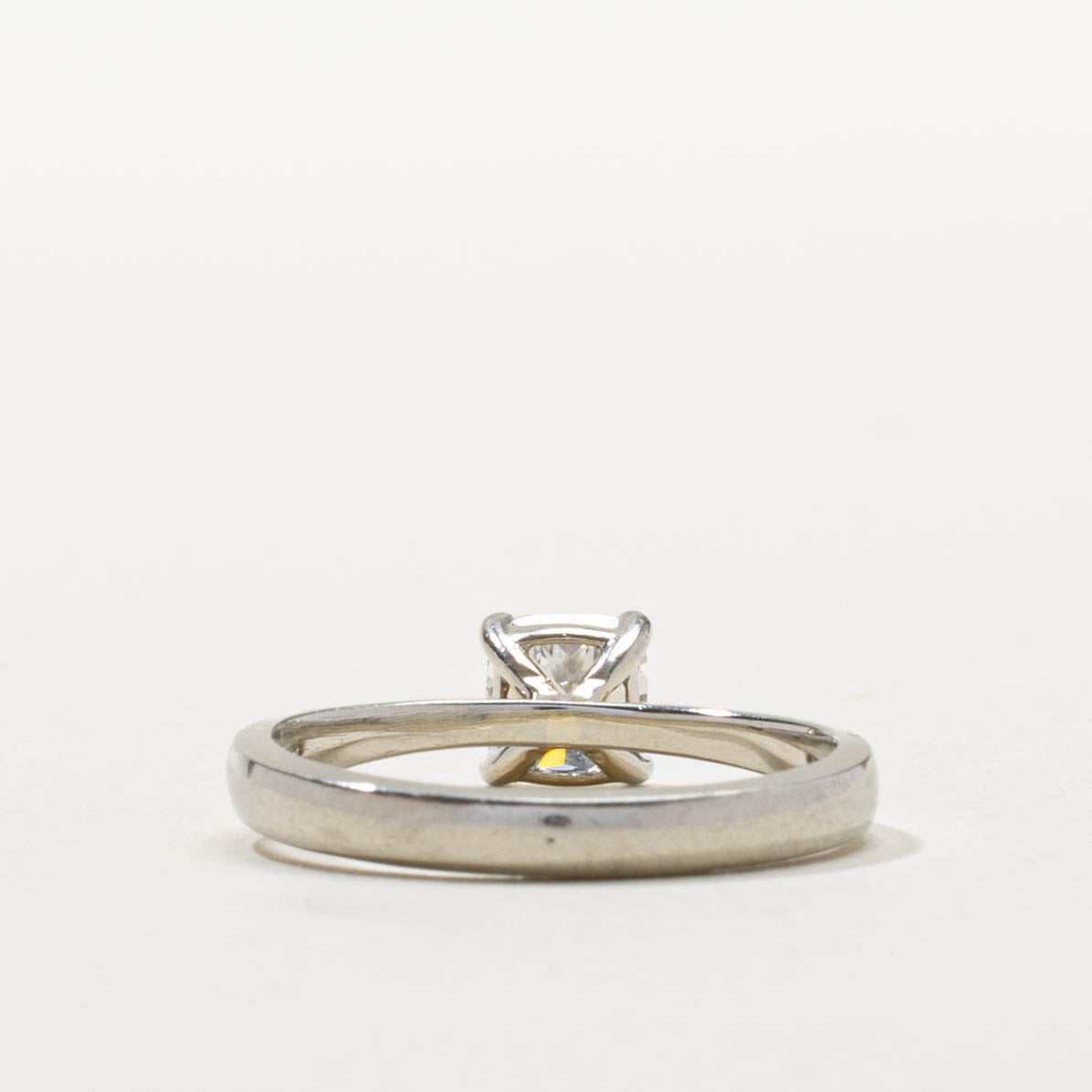 19k Cushion Cut Diamond Solitaire Ring | 0.80ct VS1 E | SZ 6.25