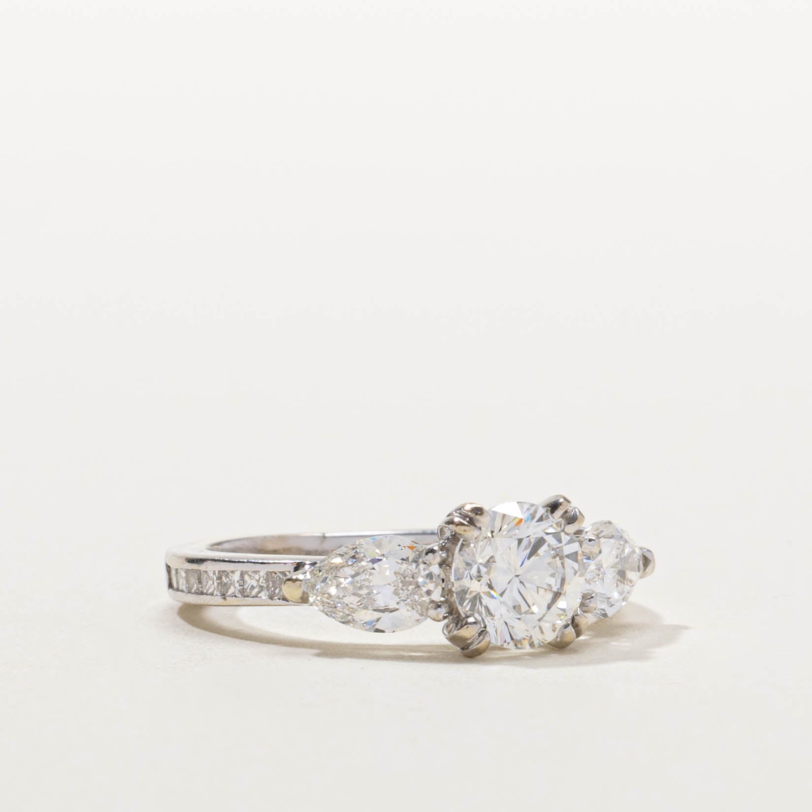 18k Three Stone Diamond Ring | 1.72ctw | SZ 5.25
