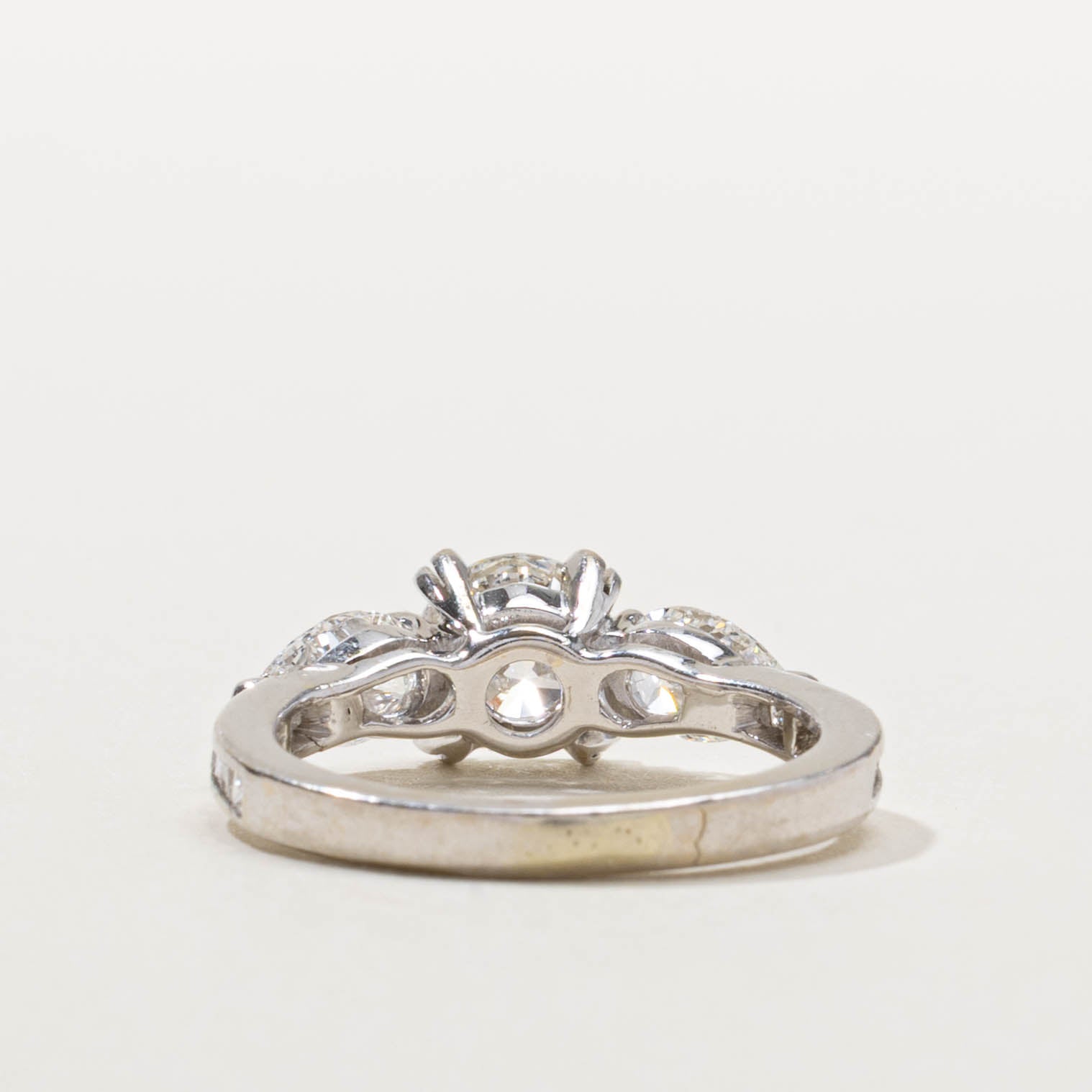 18k Three Stone Diamond Ring | 1.72ctw | SZ 5.25