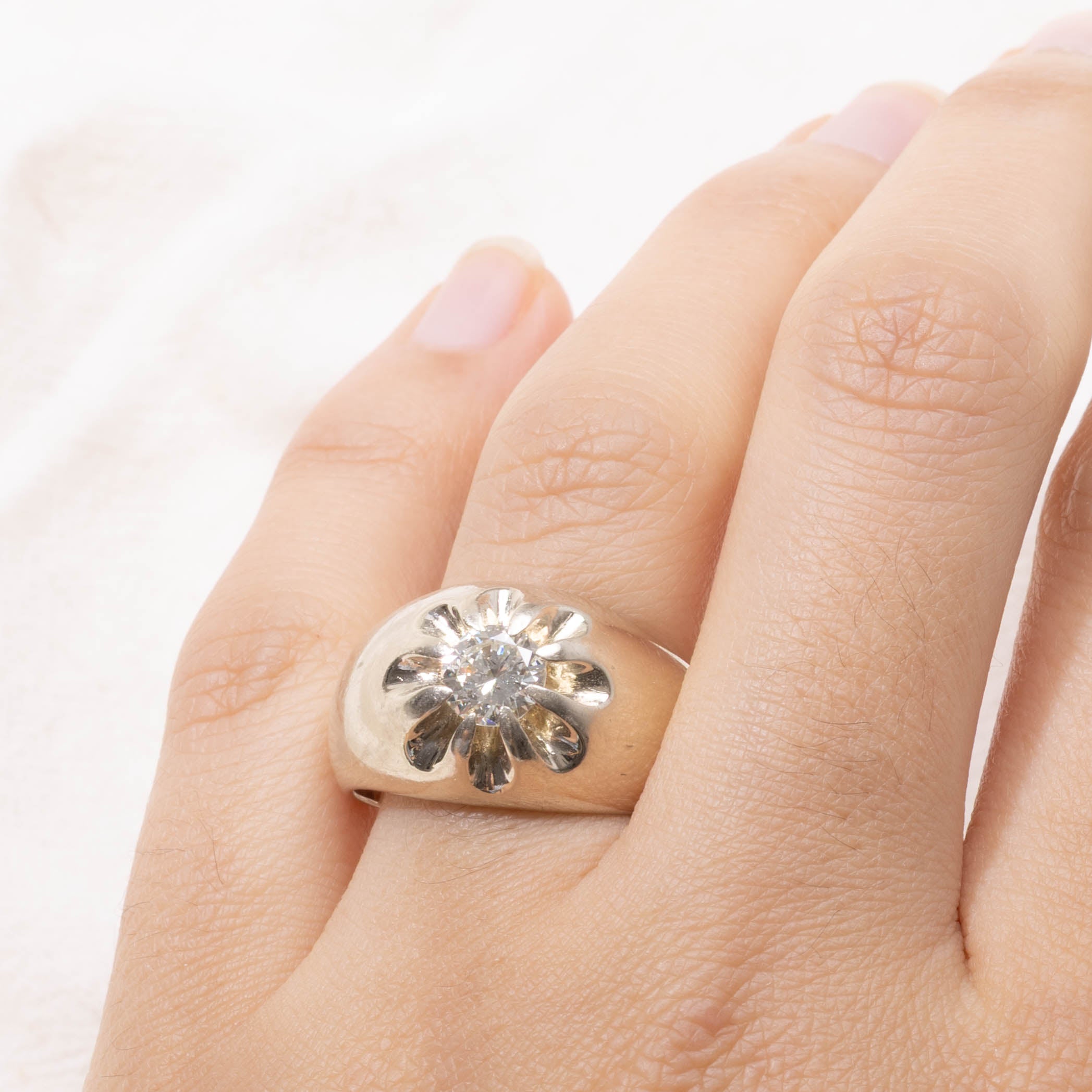 18k Belcher Set Diamond Dome Ring | 0.90ct SI2 H/I | SZ 8.75
