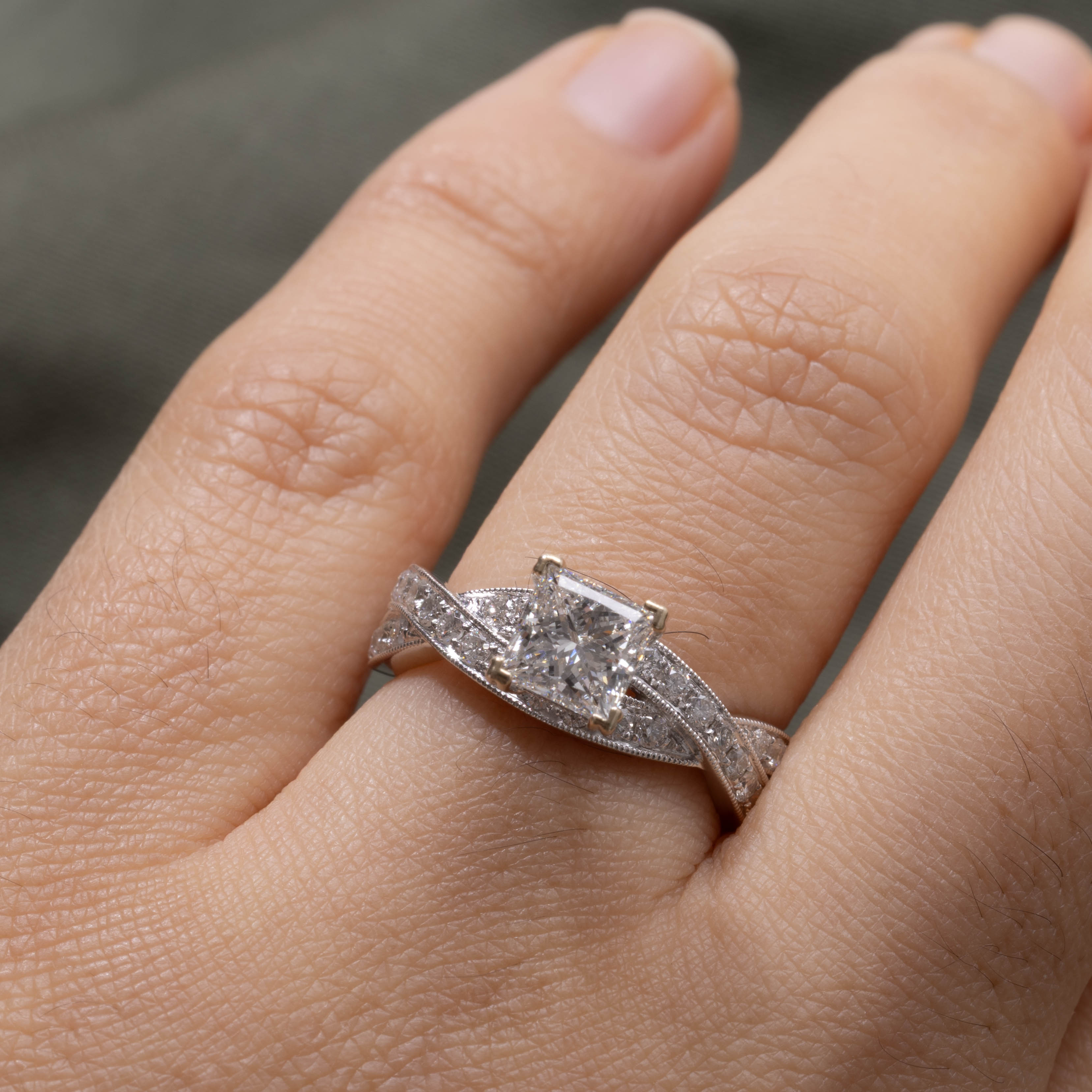 GIA Princess Cut Diamond Crossover Engagement Ring | 1.02 VS1 E, 0.64ctw | SZ 5.0