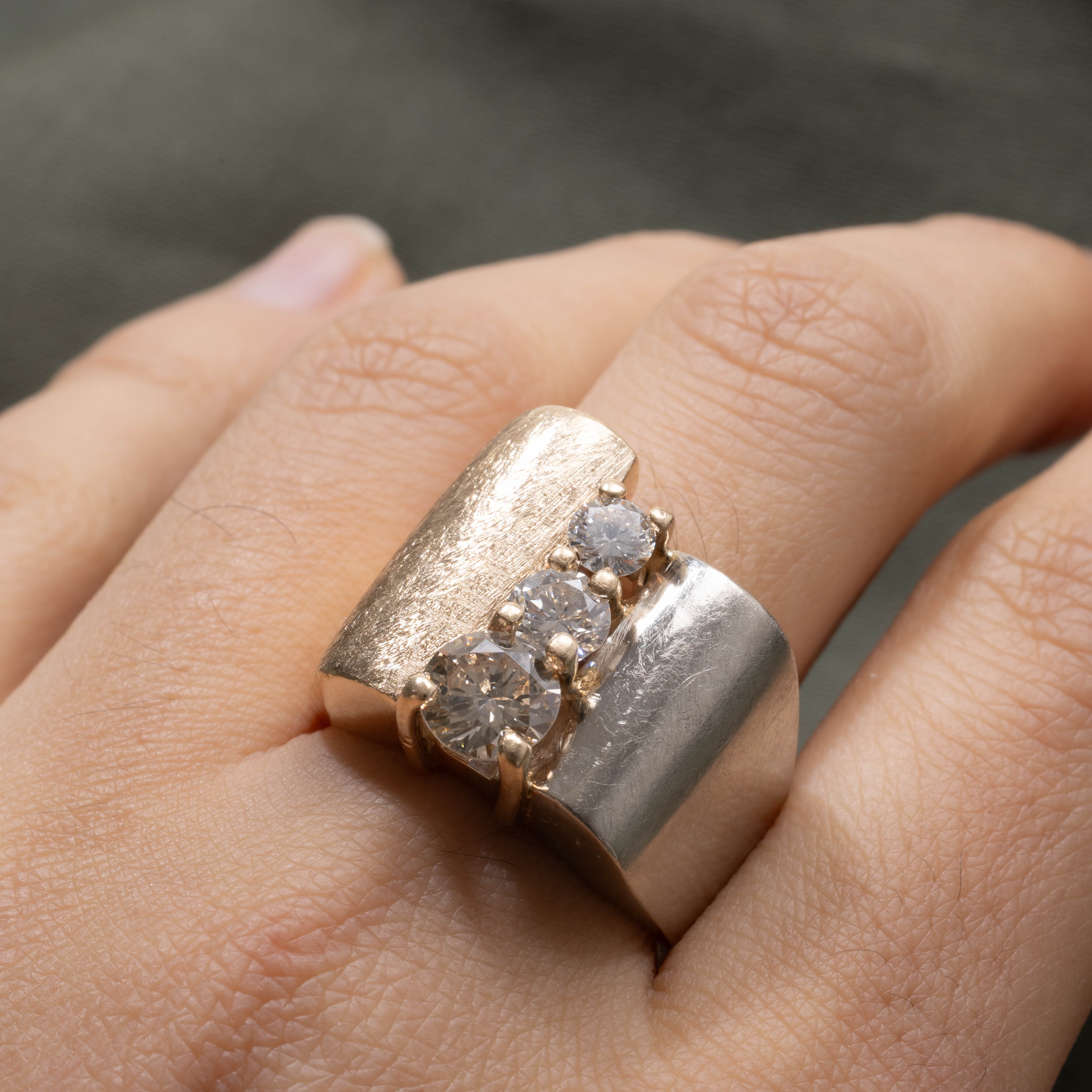 14K Two Tone Gold Three Stone Diamond Abstract Ring | 2.04ctw | SZ 10.5