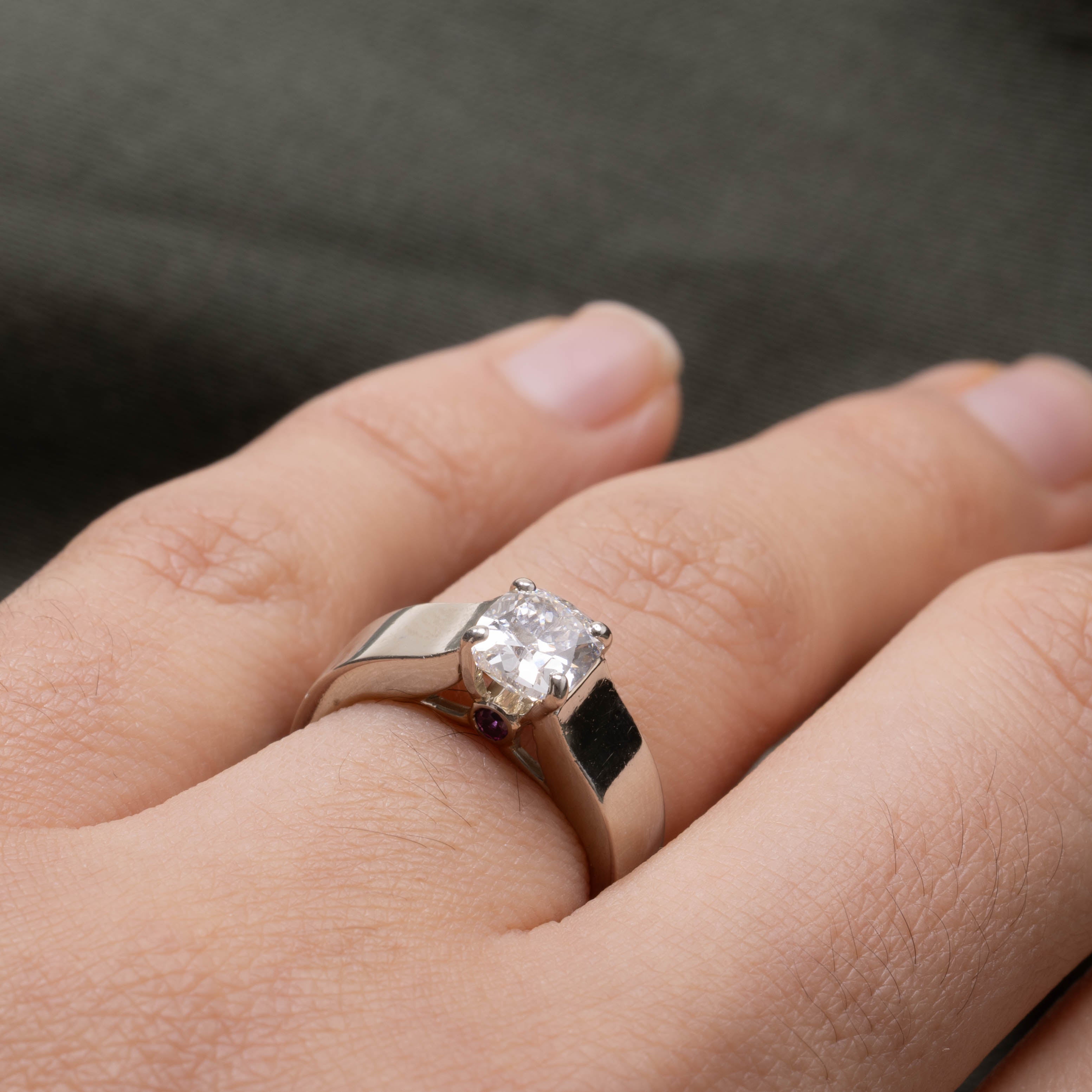 18K Diamond & Sapphire Accented Euro Shank Ring | 0.90ct VS2 I/J, 0.06ctw | SZ 4.0