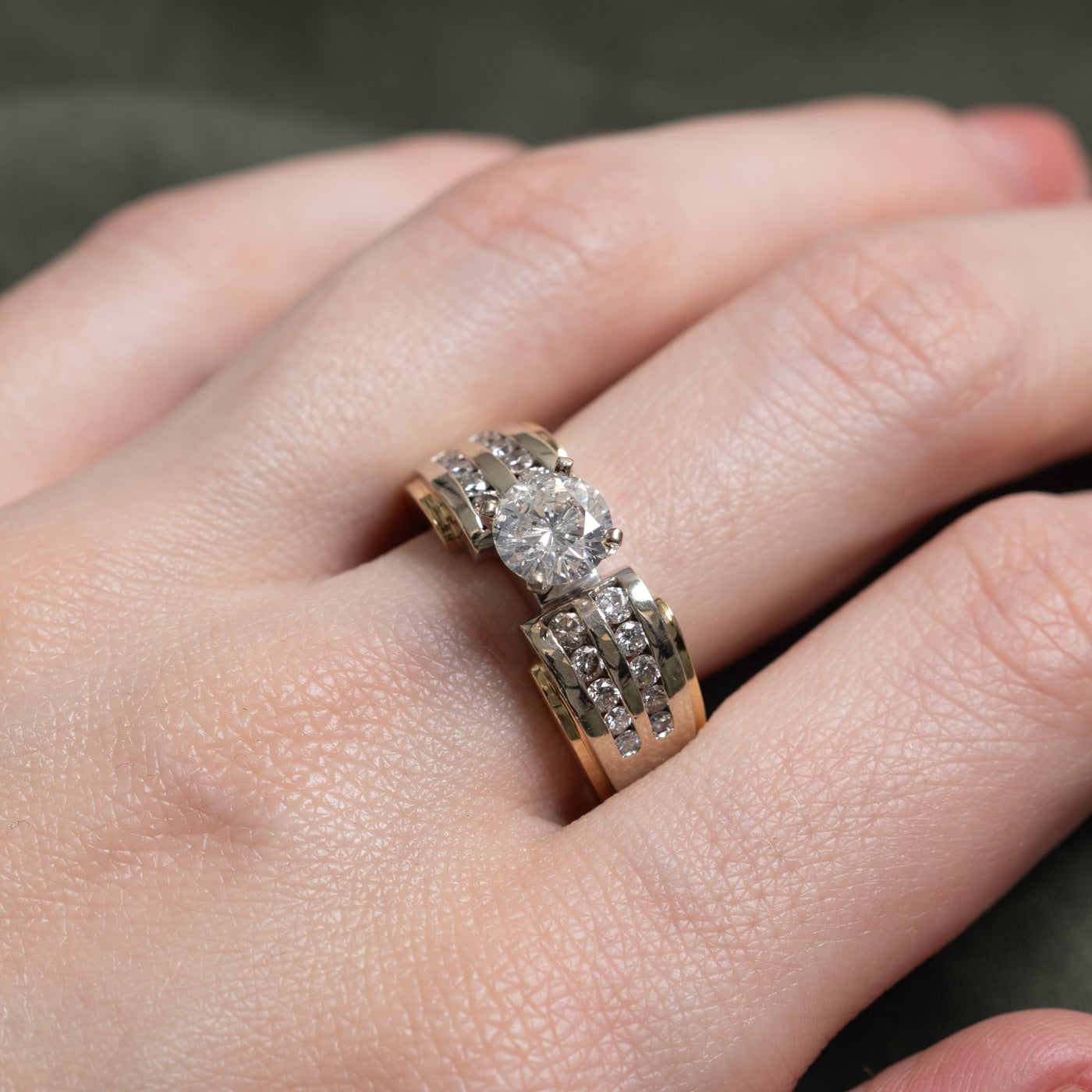 Bague géométrique bicolore en or 14 carats (réf. 801-760) sertie de diamants | 0,70 ct | Taille 9
