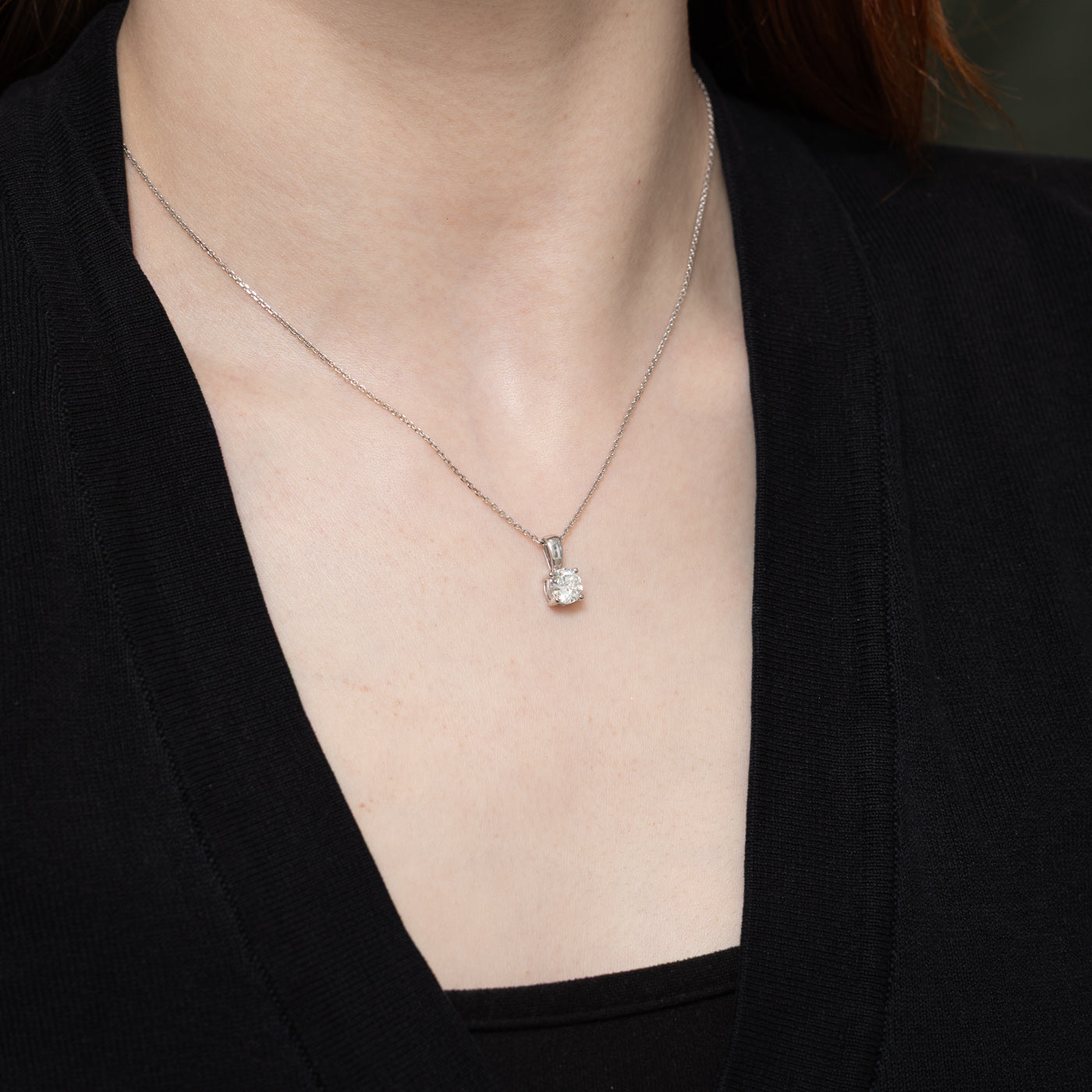 Prix ​​***Titre Collier pendentif en or blanc 14 carats 801-749 avec diamant | 43 cm