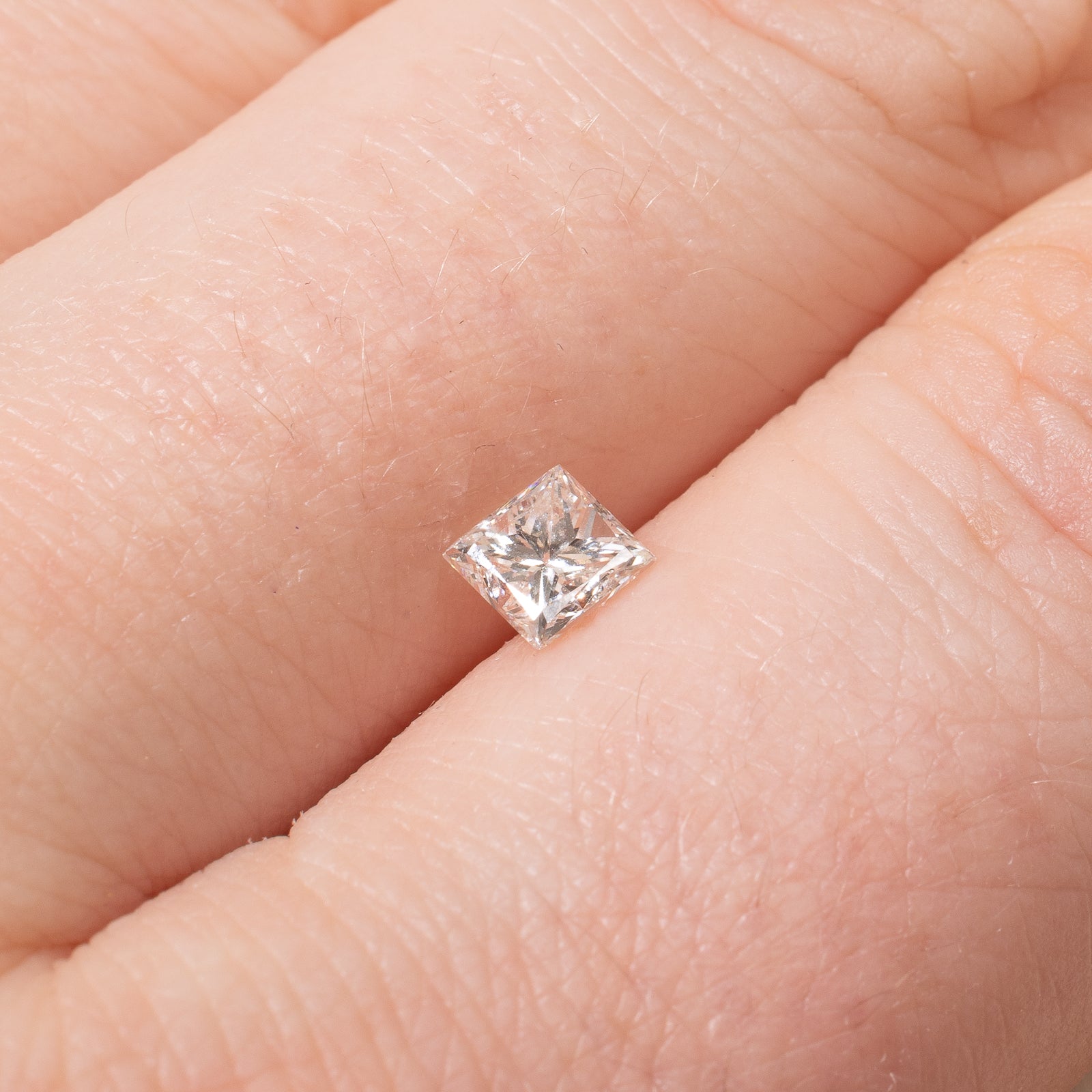 Diamant taille princesse non serti | 0,54 ct I1 H | 