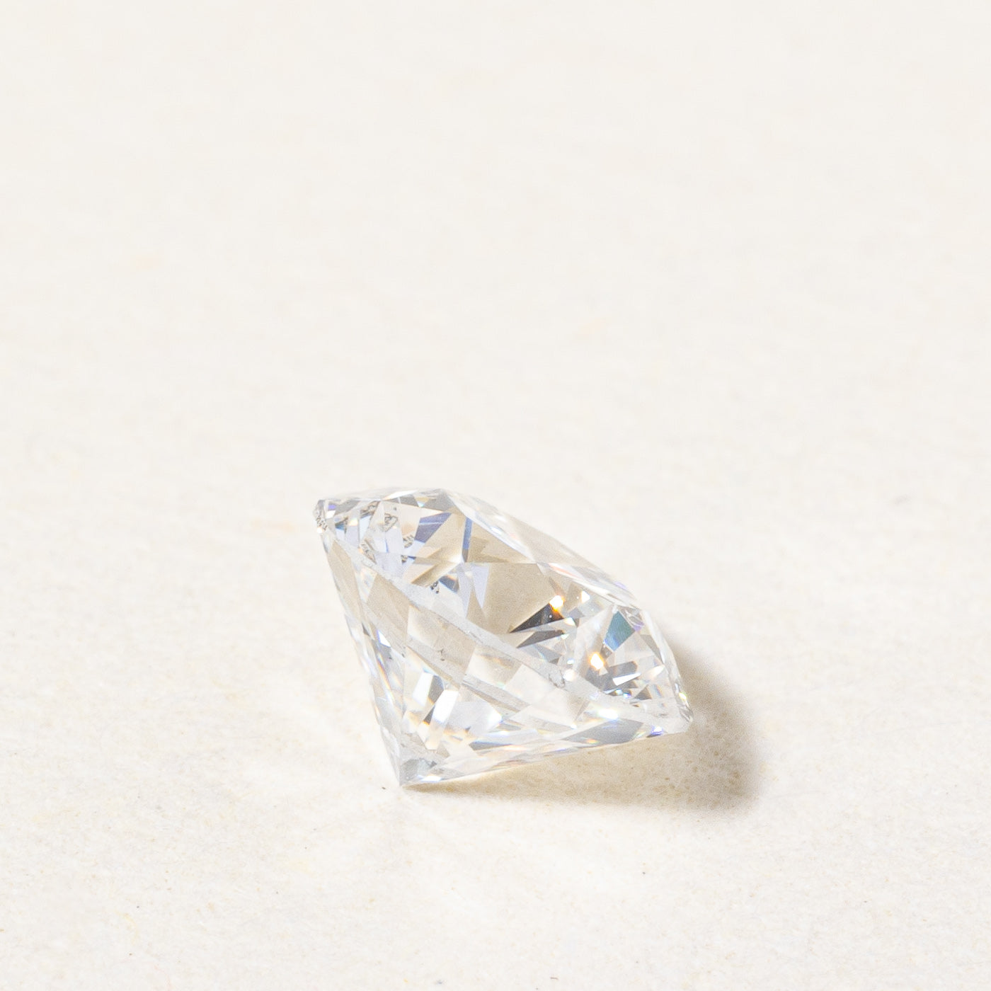 Canadian Round Brilliant Cut Loose Polar Bear Diamond | 0.45ct VS2 F |