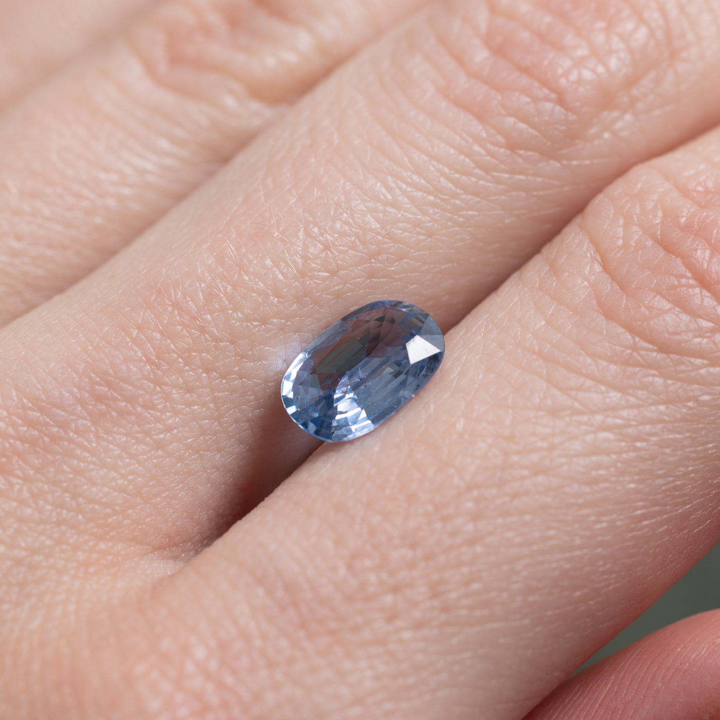 Saphir taille coussin (2,21 ct)