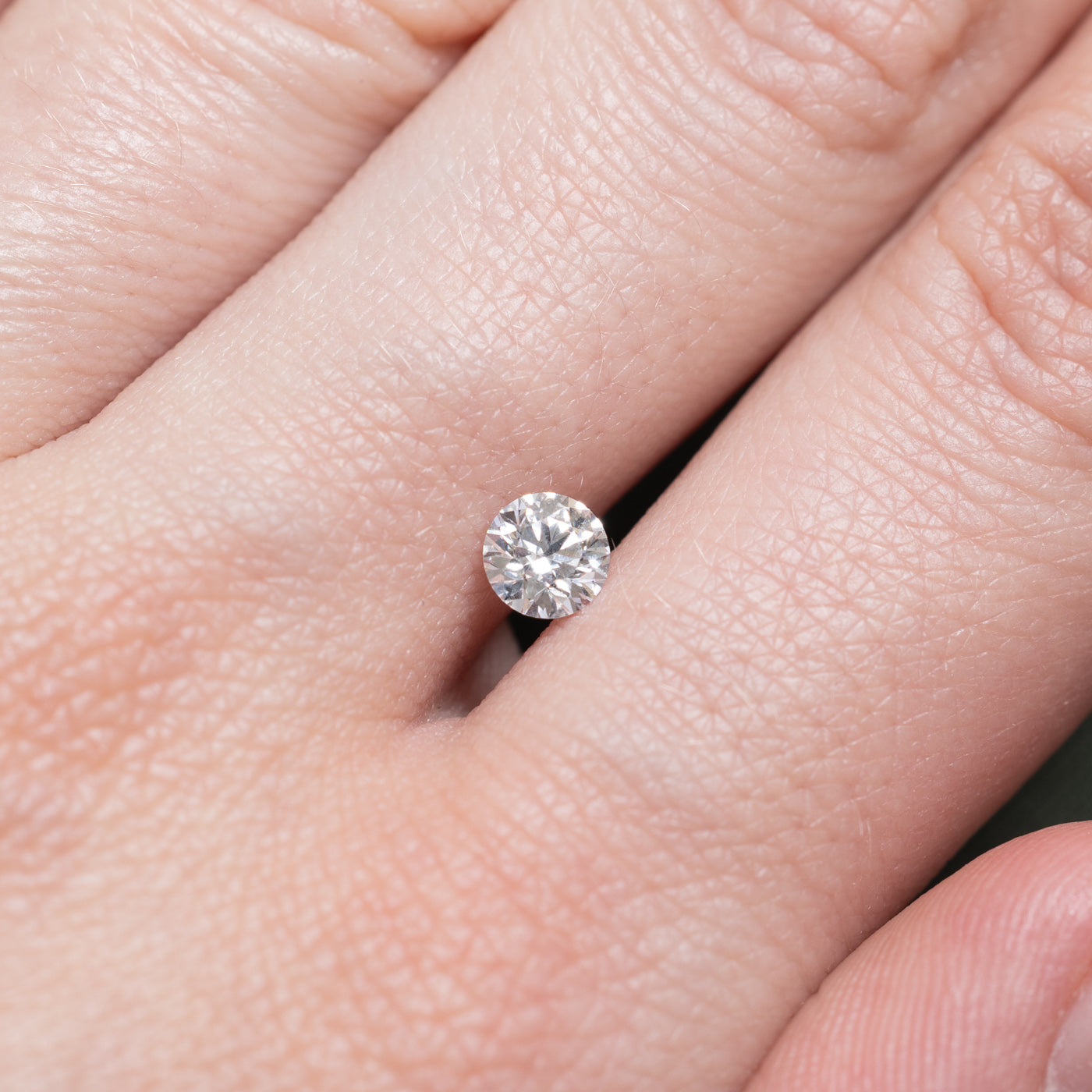 GIA-graded Round Brilliant Cut Natural Loose Diamond | 0.46ct VVS2 D |