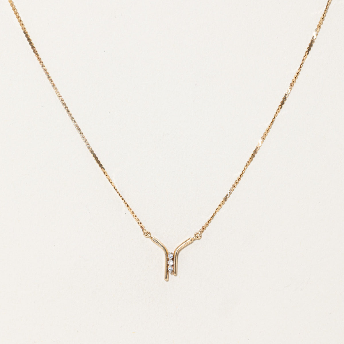 10k Diamond Split Column Pendant Necklace | 16"